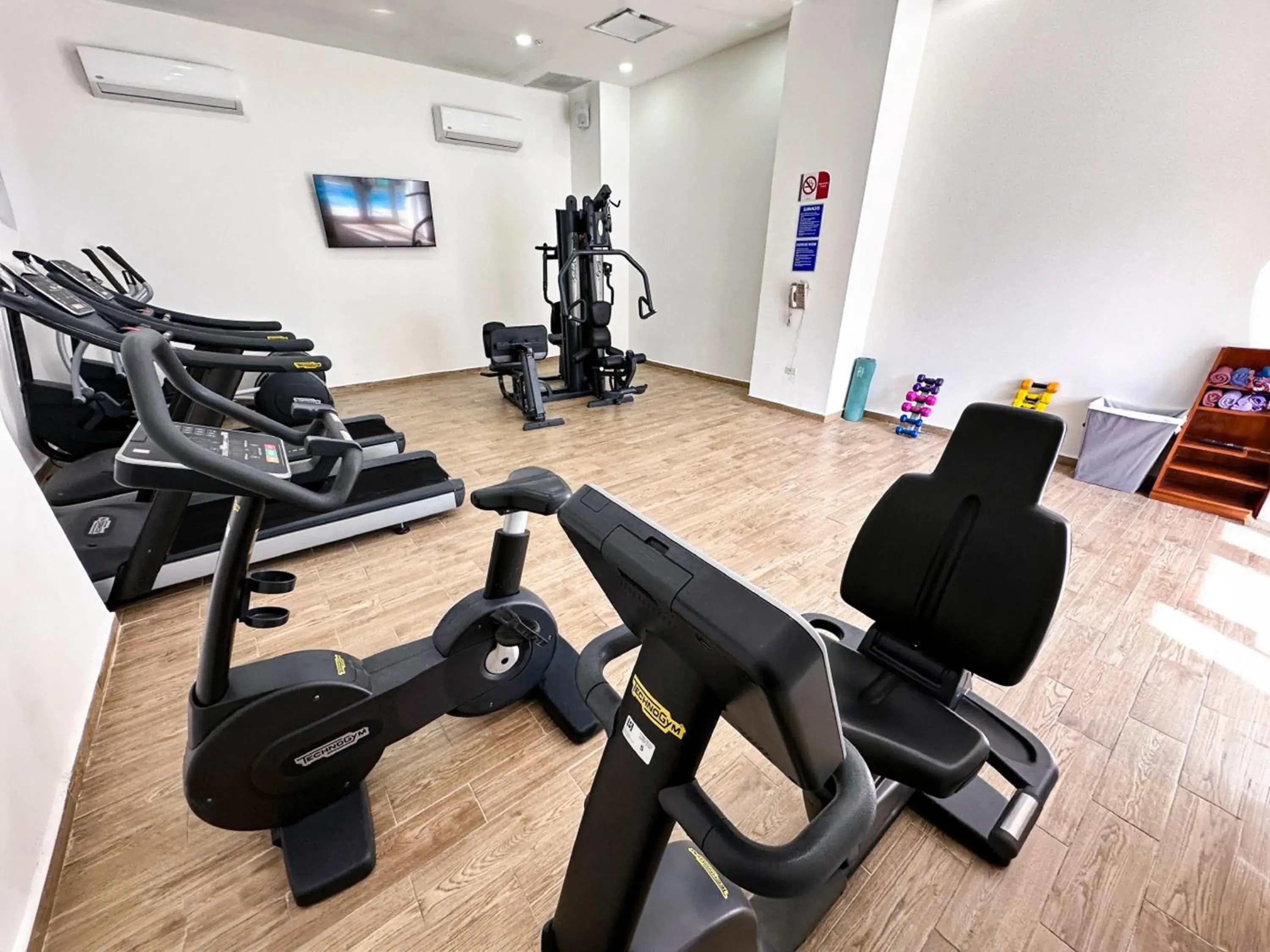 Fitness centre/facilities in Park Inn by Radisson Mazatlan Fitness centre/facilities in Park Inn by Radisson Mazatlan