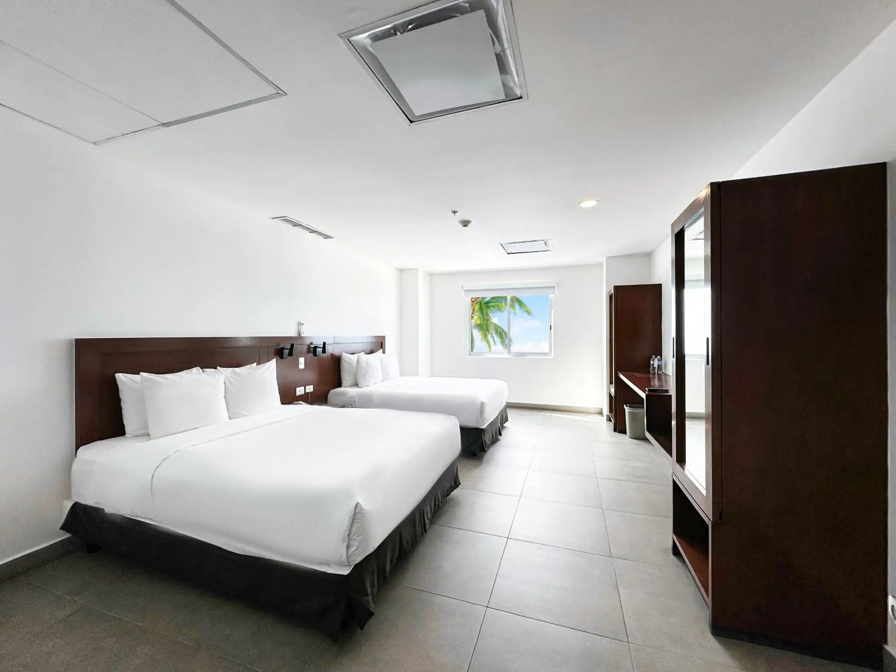 Bedroom, Bed in Park Inn by Radisson Mazatlan Bedroom, Bed in Park Inn by Radisson Mazatlan