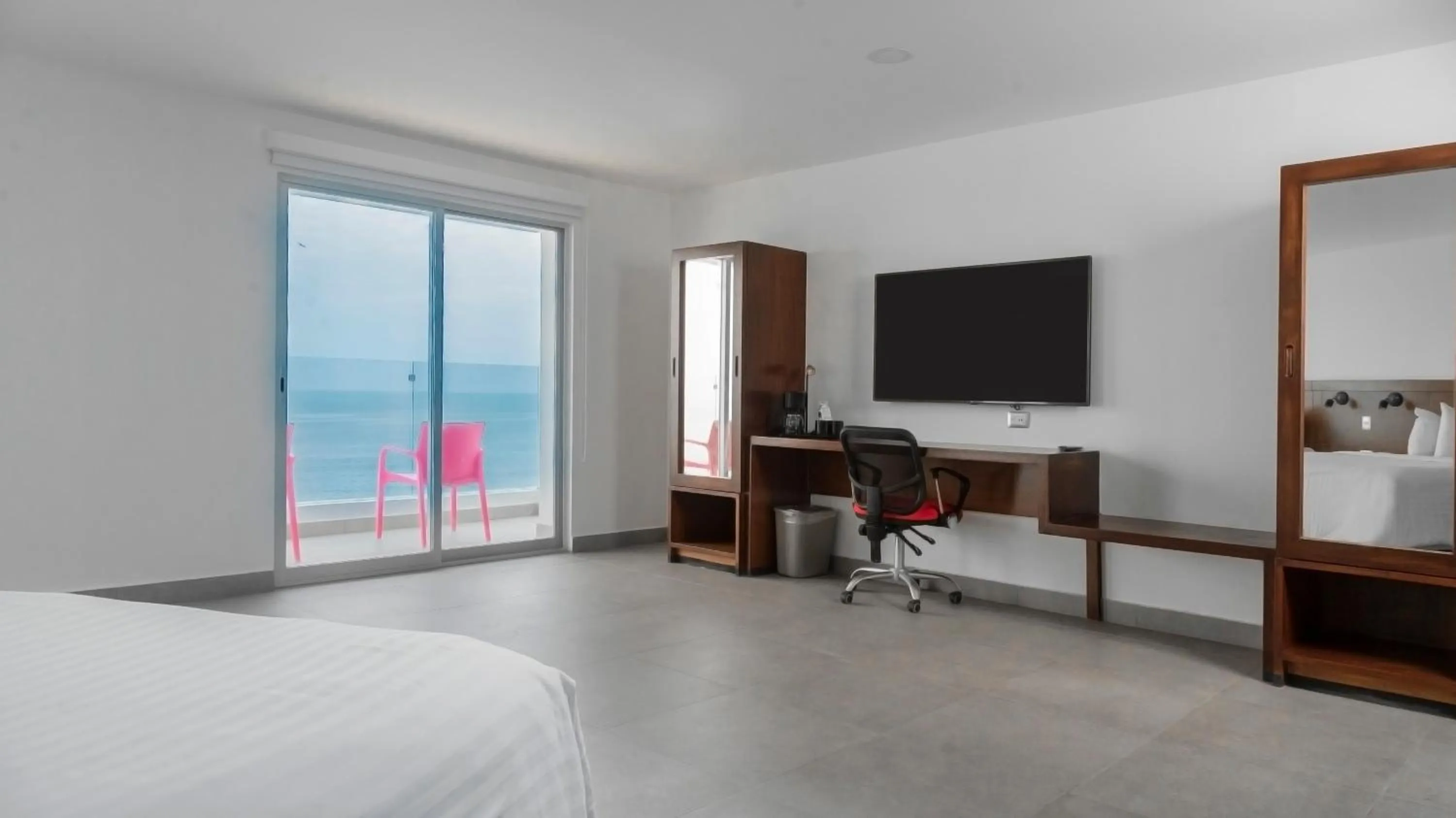 TV and multimedia, Bed in Park Inn by Radisson Mazatlan