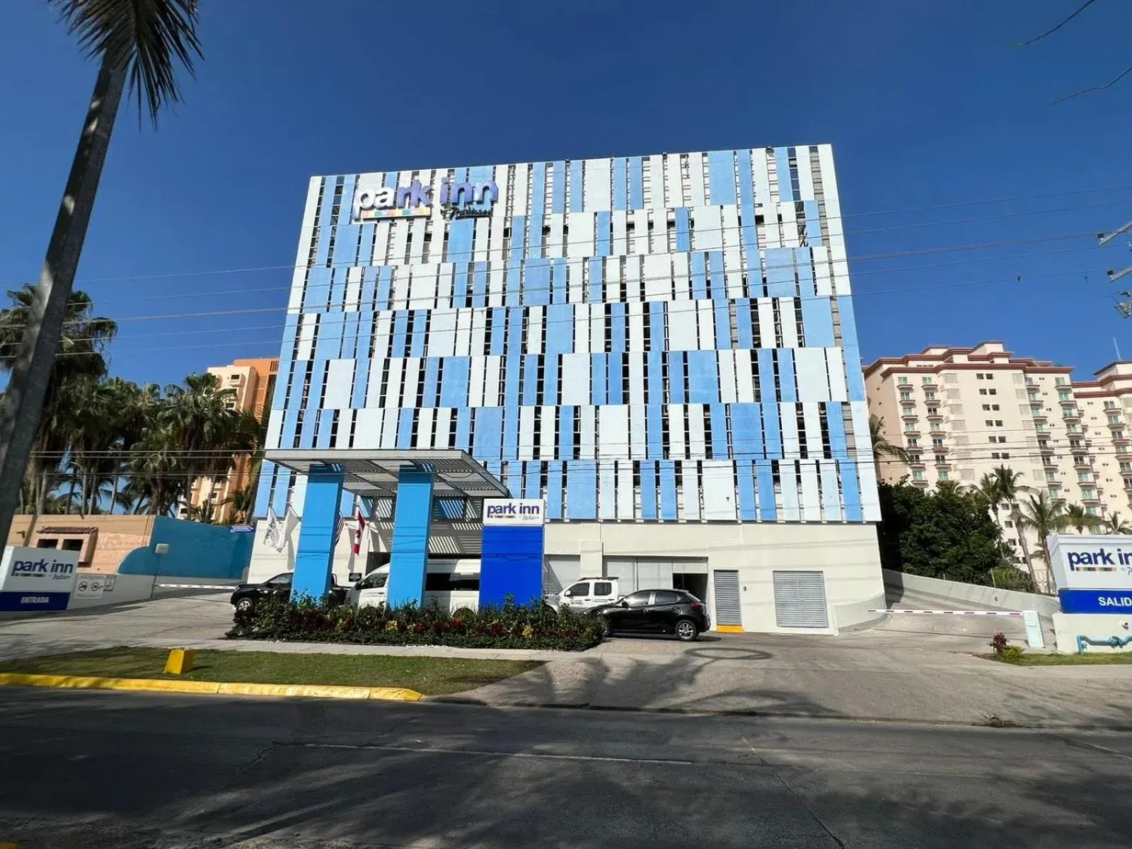 Property building in Park Inn by Radisson Mazatlan Property building in Park Inn by Radisson Mazatlan