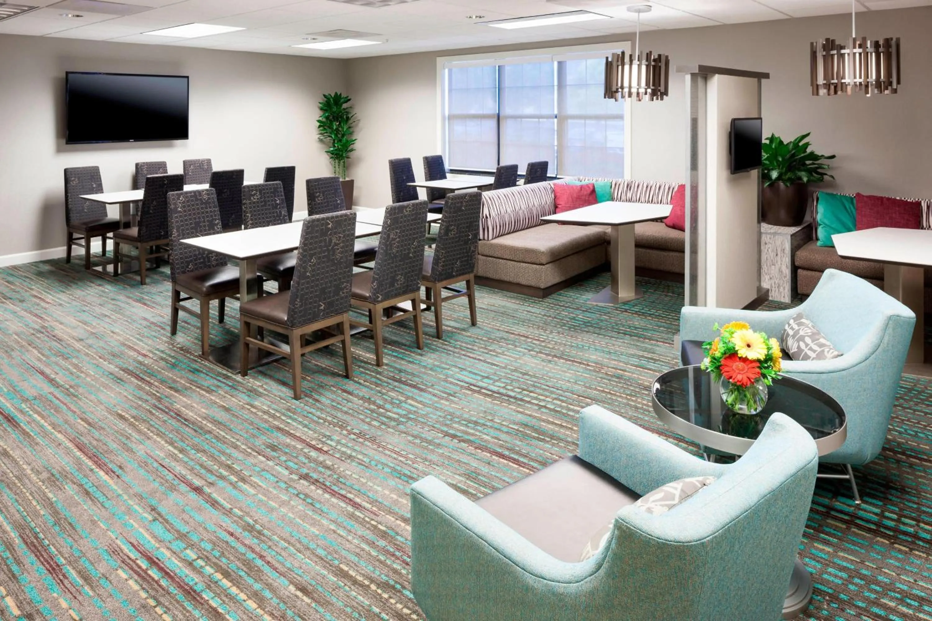 Restaurant/places to eat, Bed in Residence Inn Kansas City Overland Park