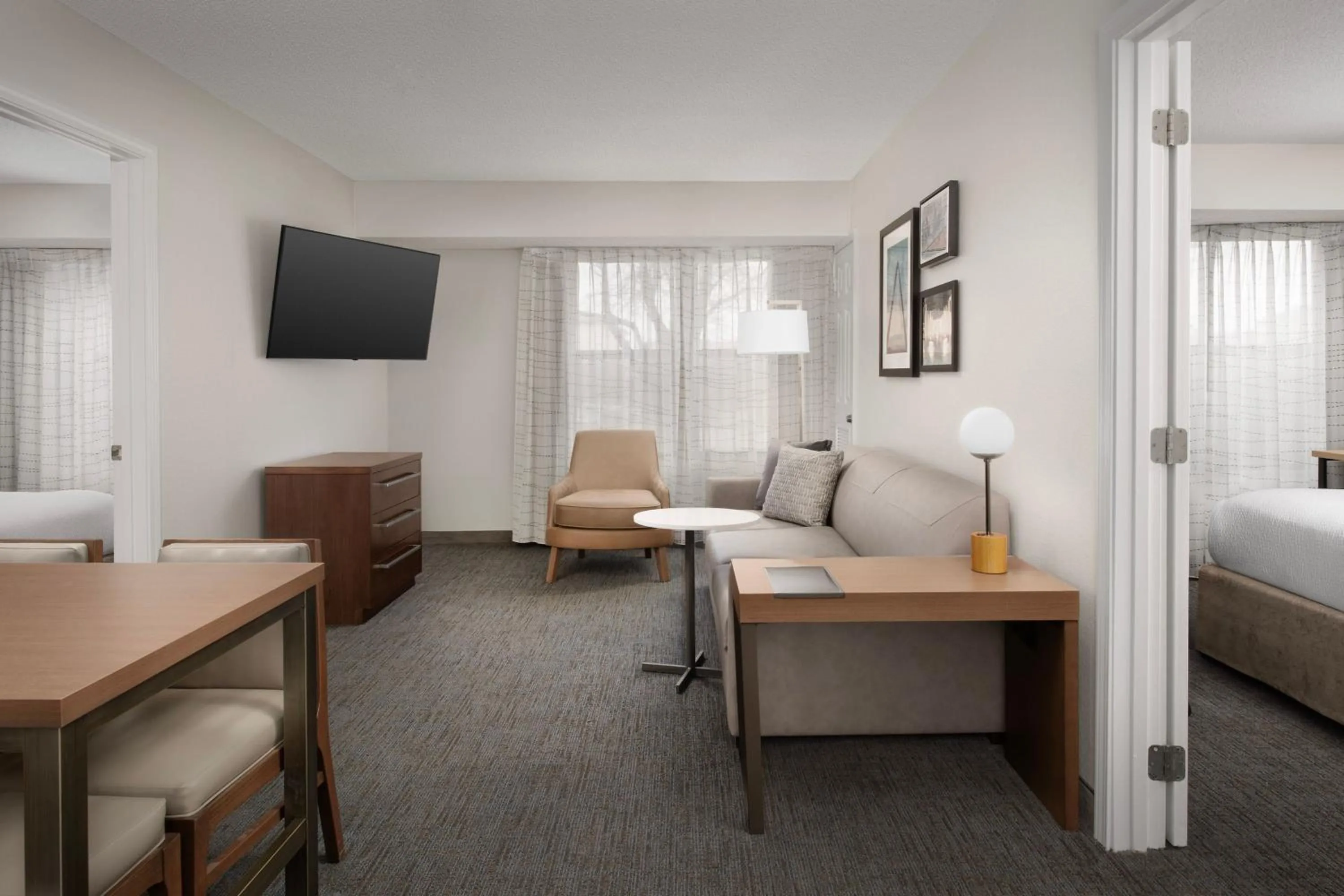 Bedroom, Bed in Residence Inn Kansas City Overland Park