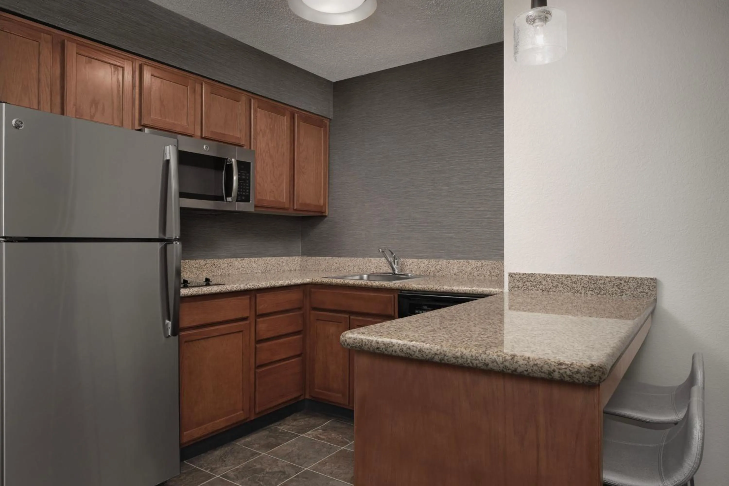 Kitchen or kitchenette in Residence Inn Kansas City Overland Park
