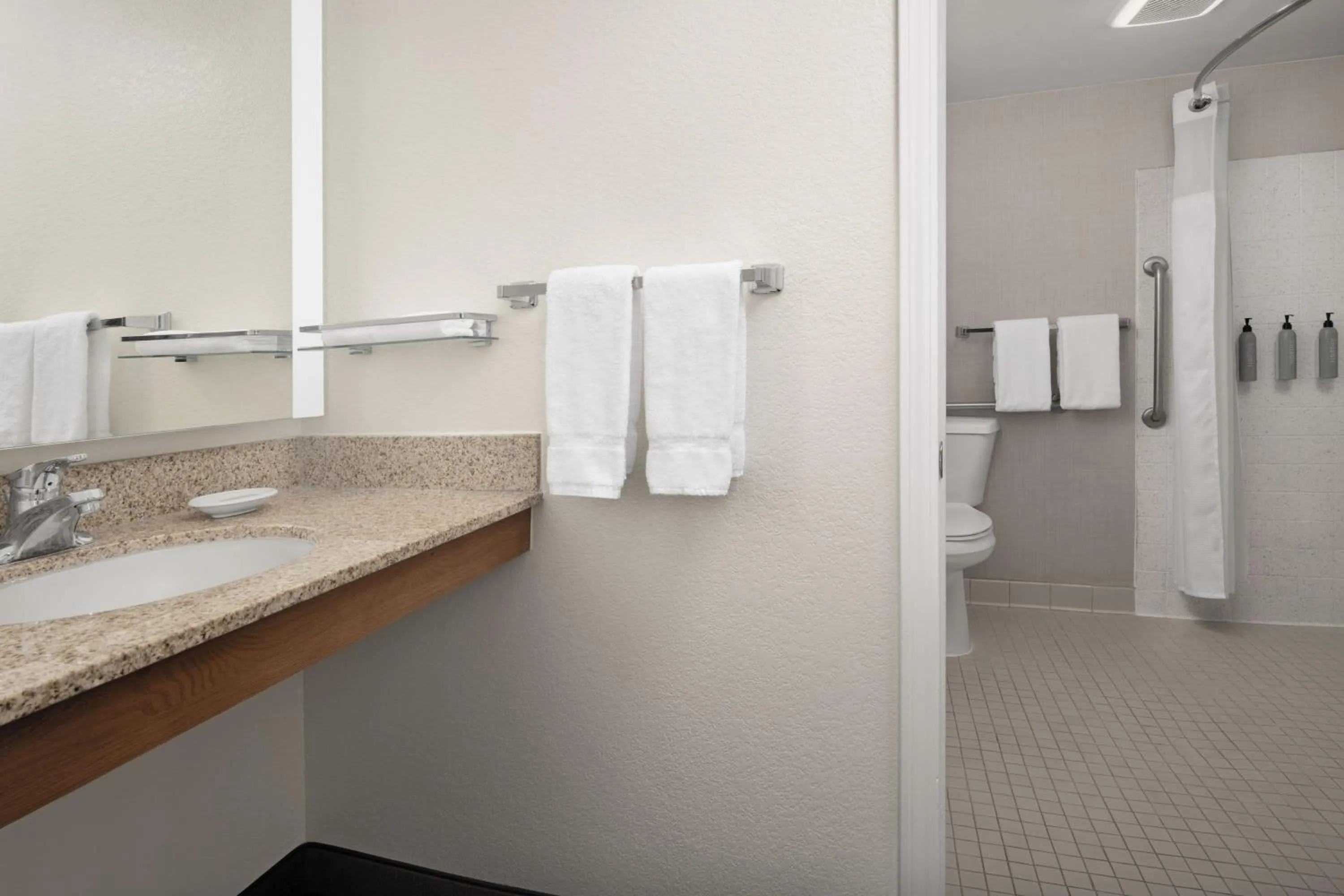 Bathroom in Residence Inn Kansas City Overland Park