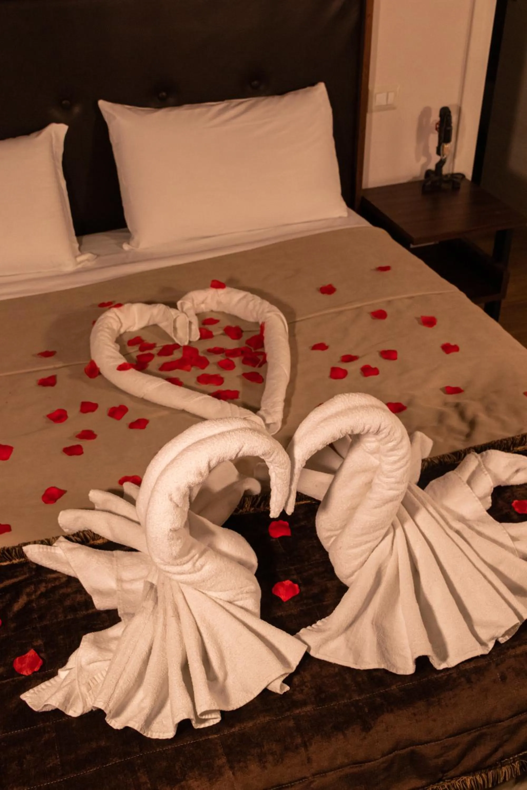 Bed in Duomo Luxury Suites