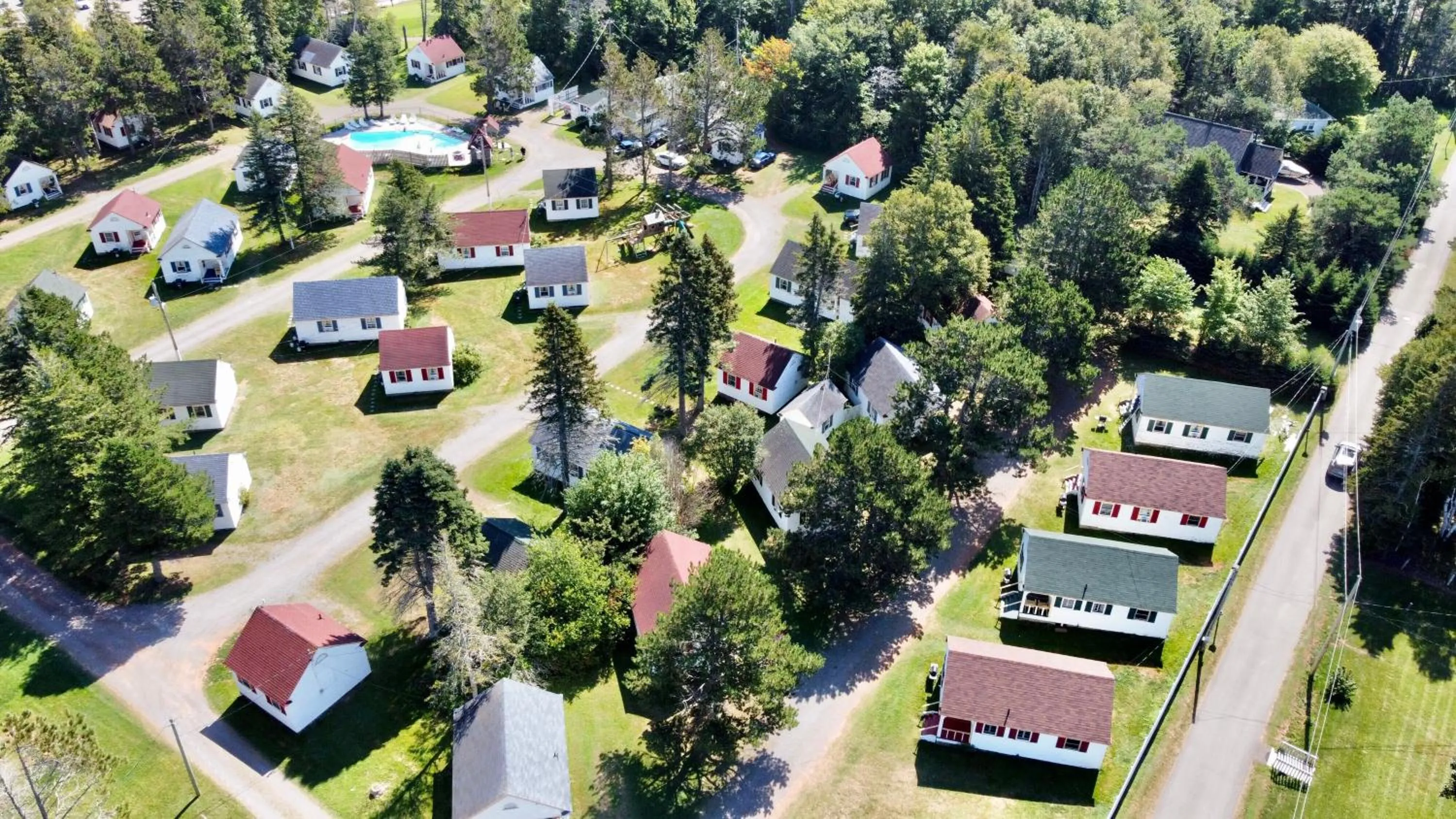 Property building in Green Gables Bungalow Court