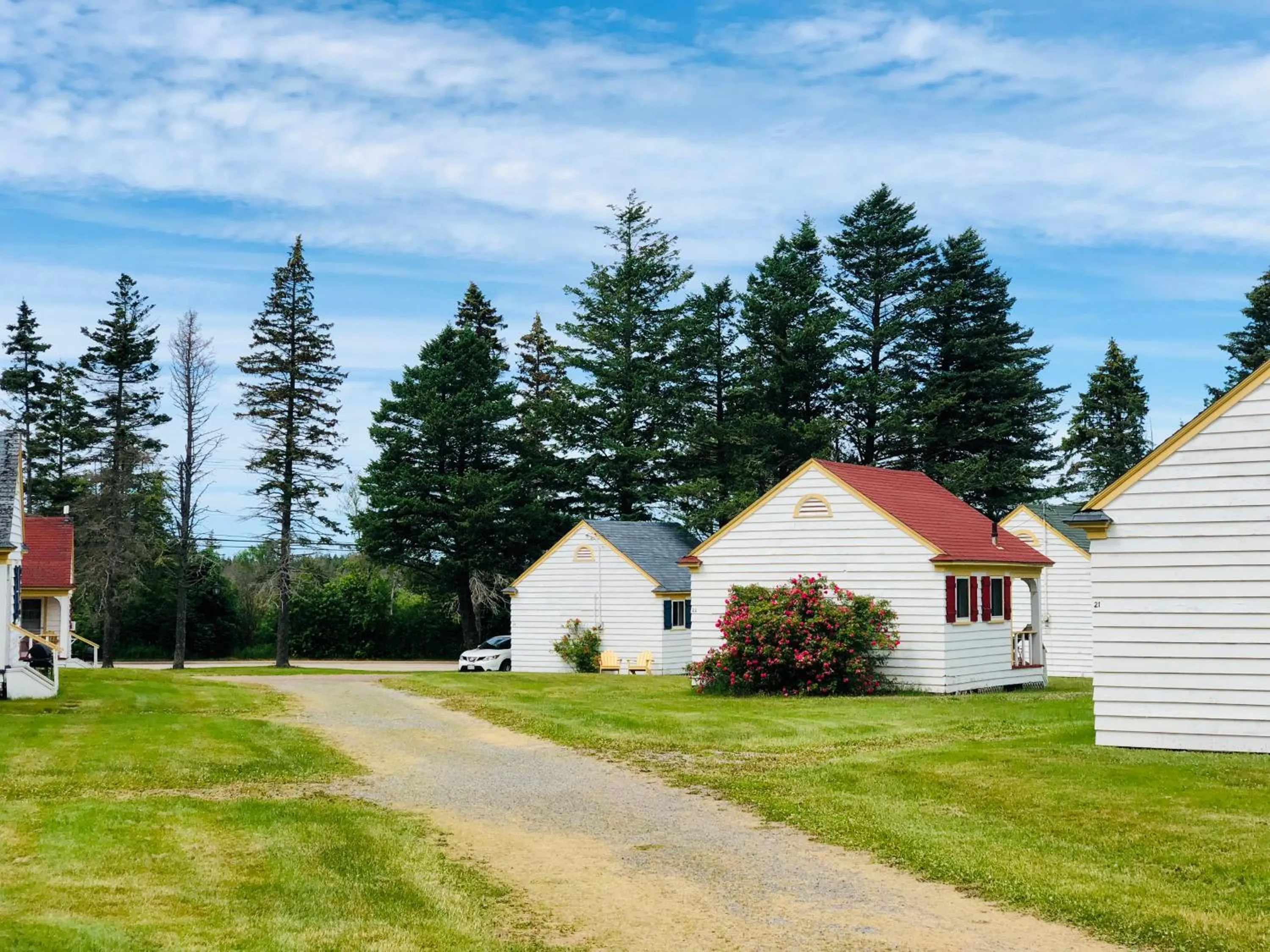 Property building in Green Gables Bungalow Court