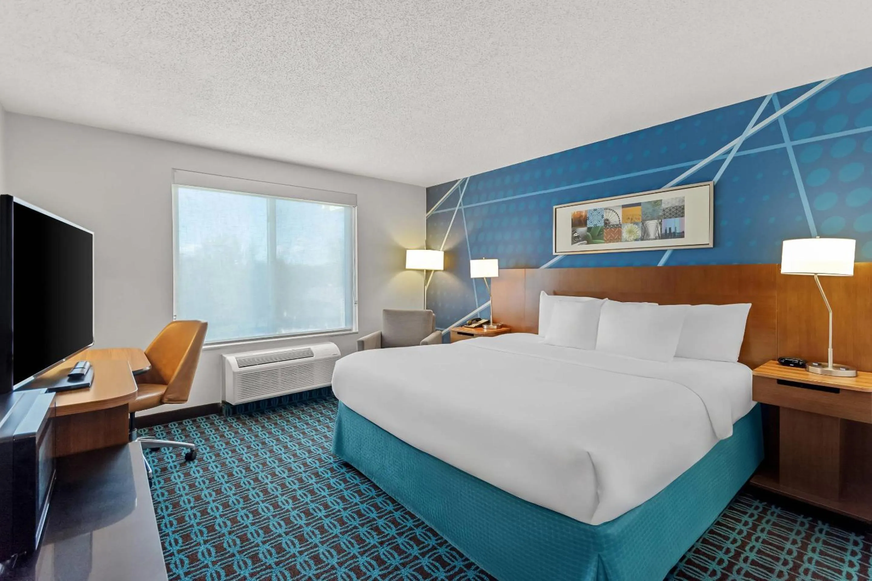 Bedroom, Bed in Comfort Inn & Suites Berea