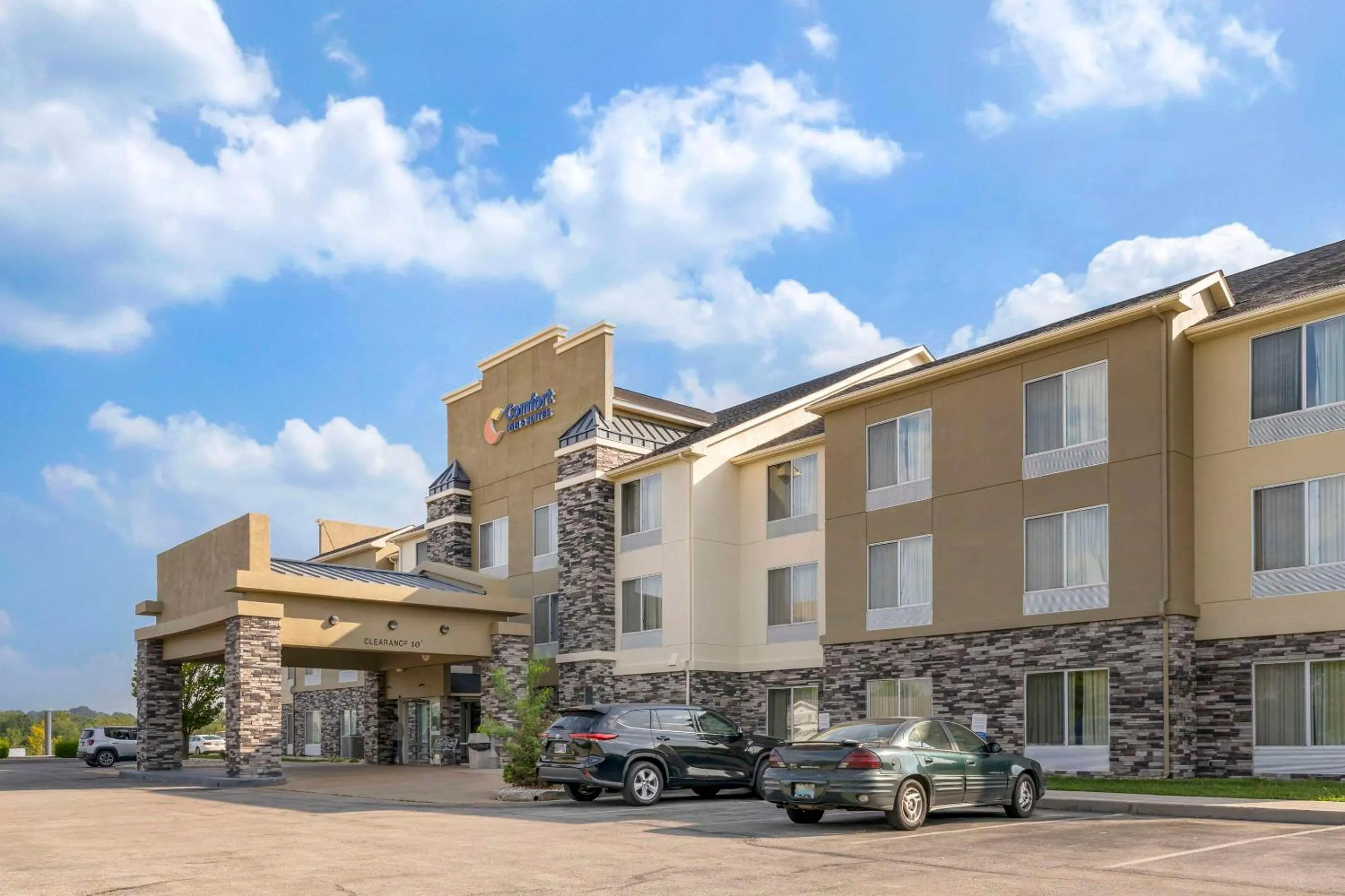 Property building in Comfort Inn & Suites Berea