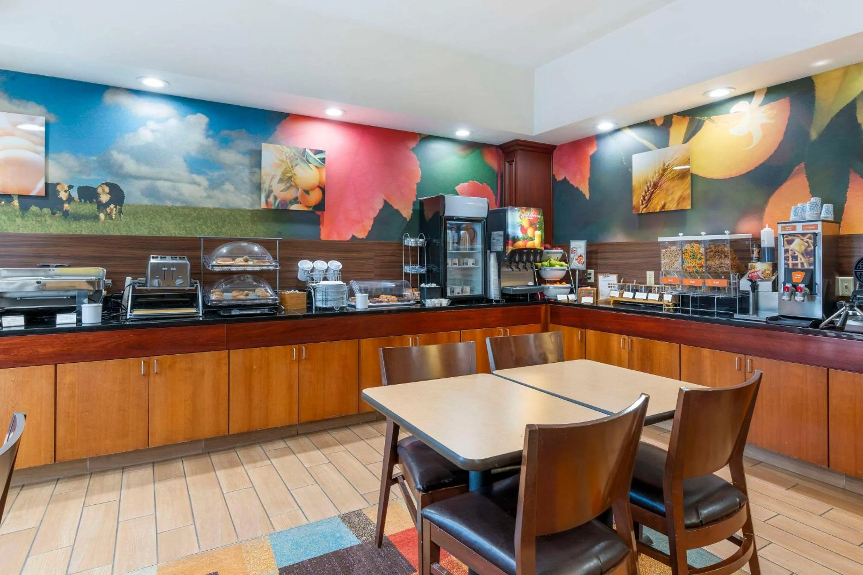 Breakfast in Comfort Inn & Suites Berea