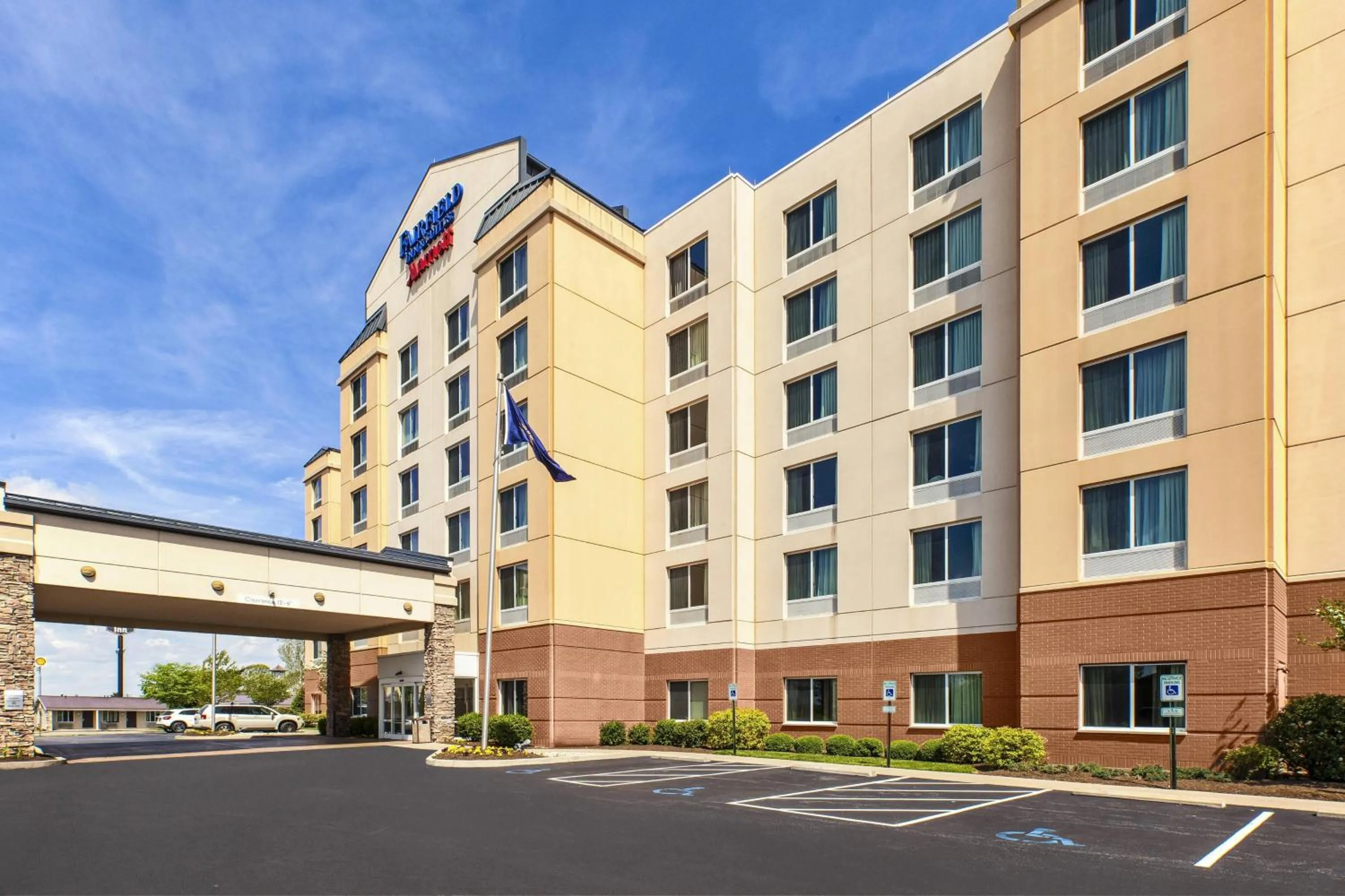 Property building in Fairfield Inn & Suites by Marriott Lexington North