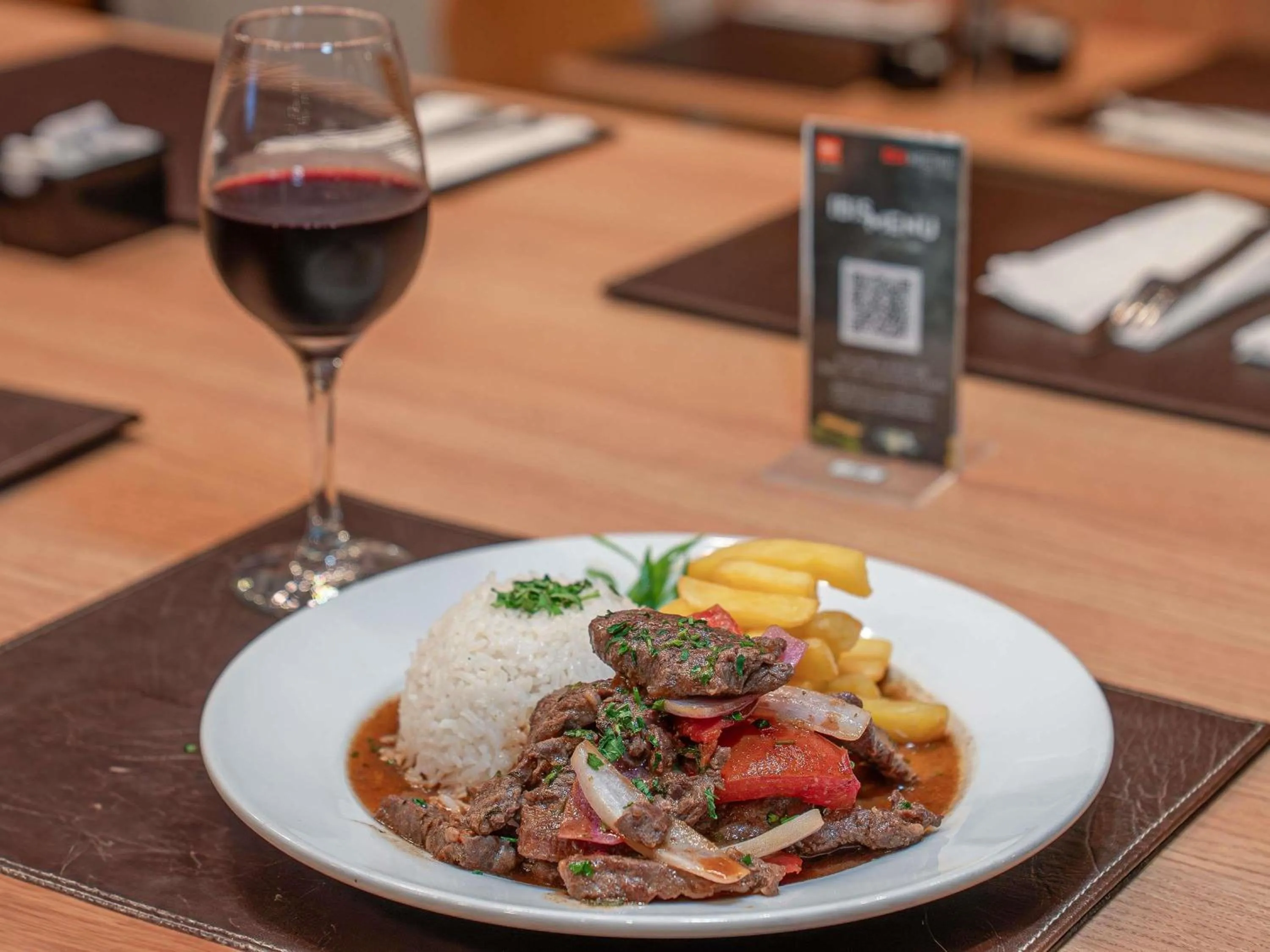 Restaurant/places to eat in ibis Iquique