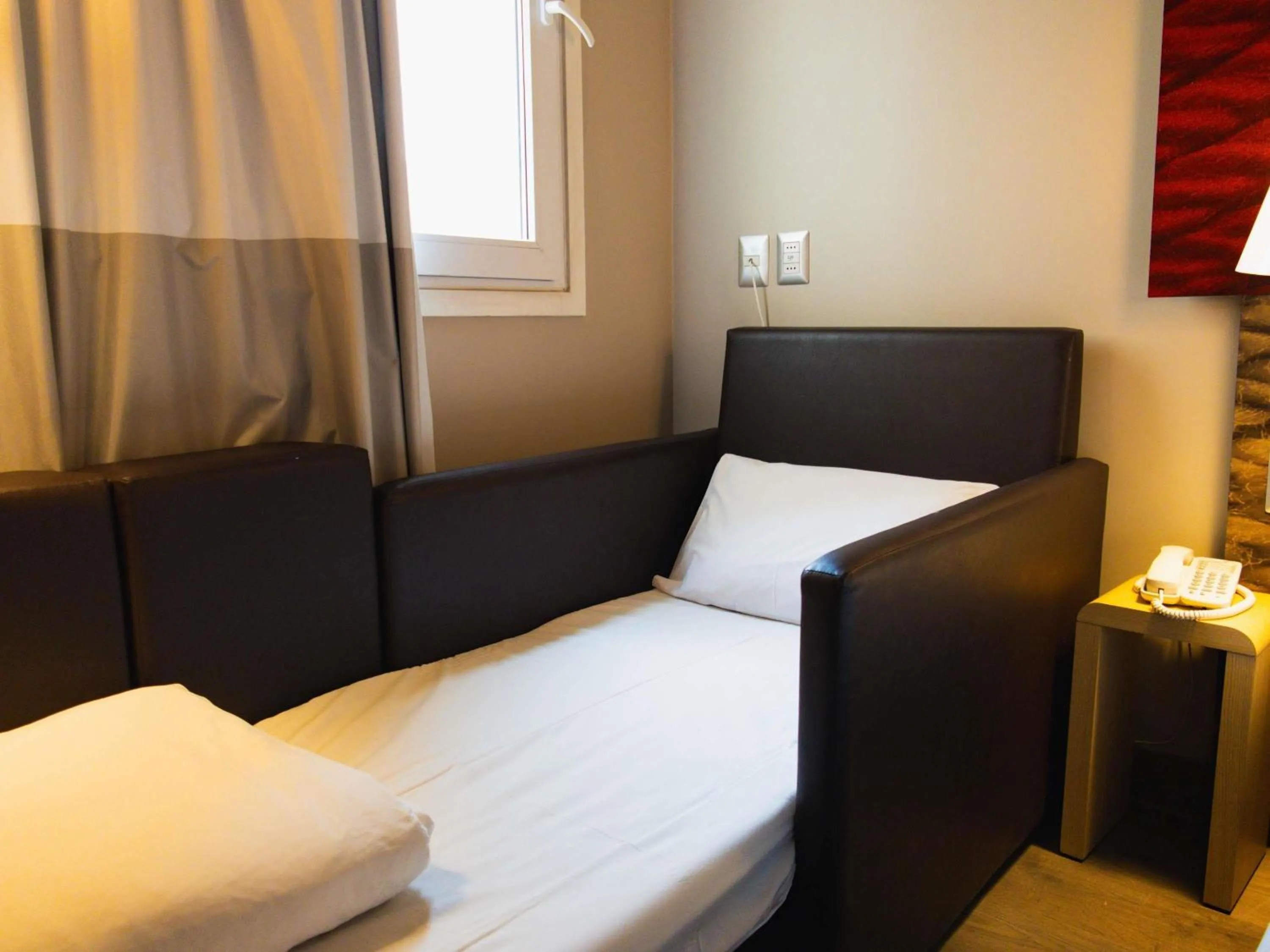 Bedroom, Bed in ibis Iquique