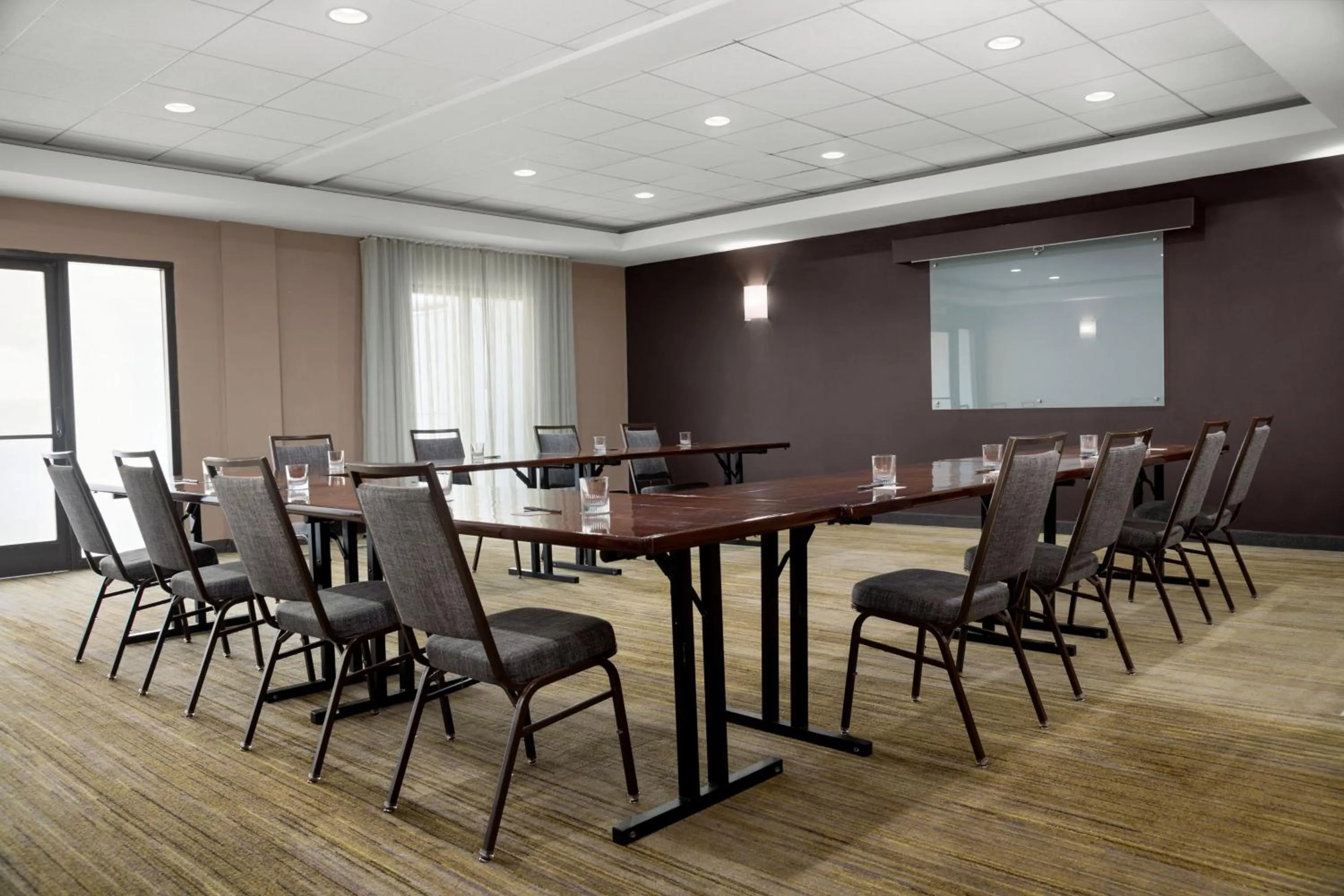Meeting/conference room in Courtyard Lafayette Airport