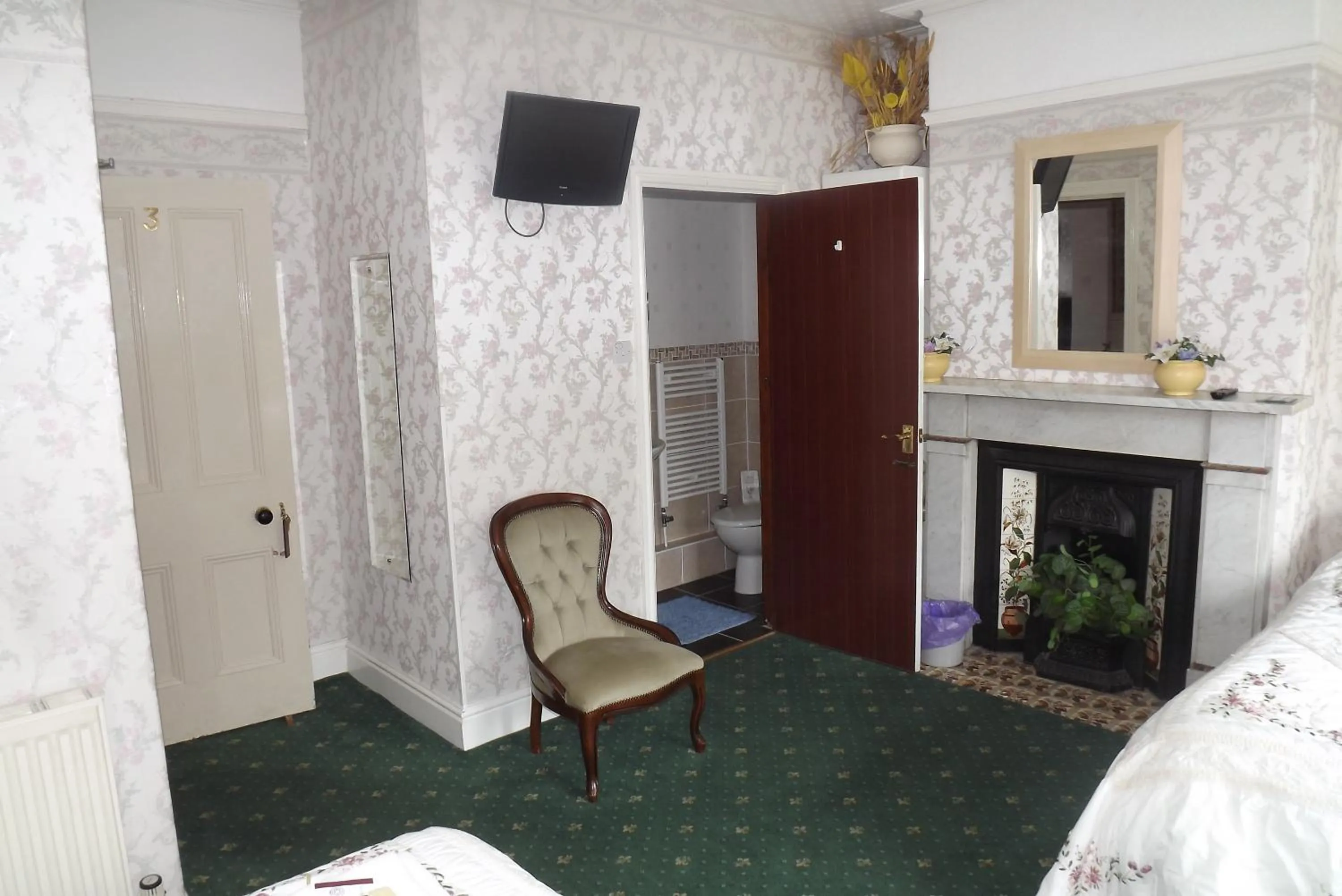 Hillcrest Guest House