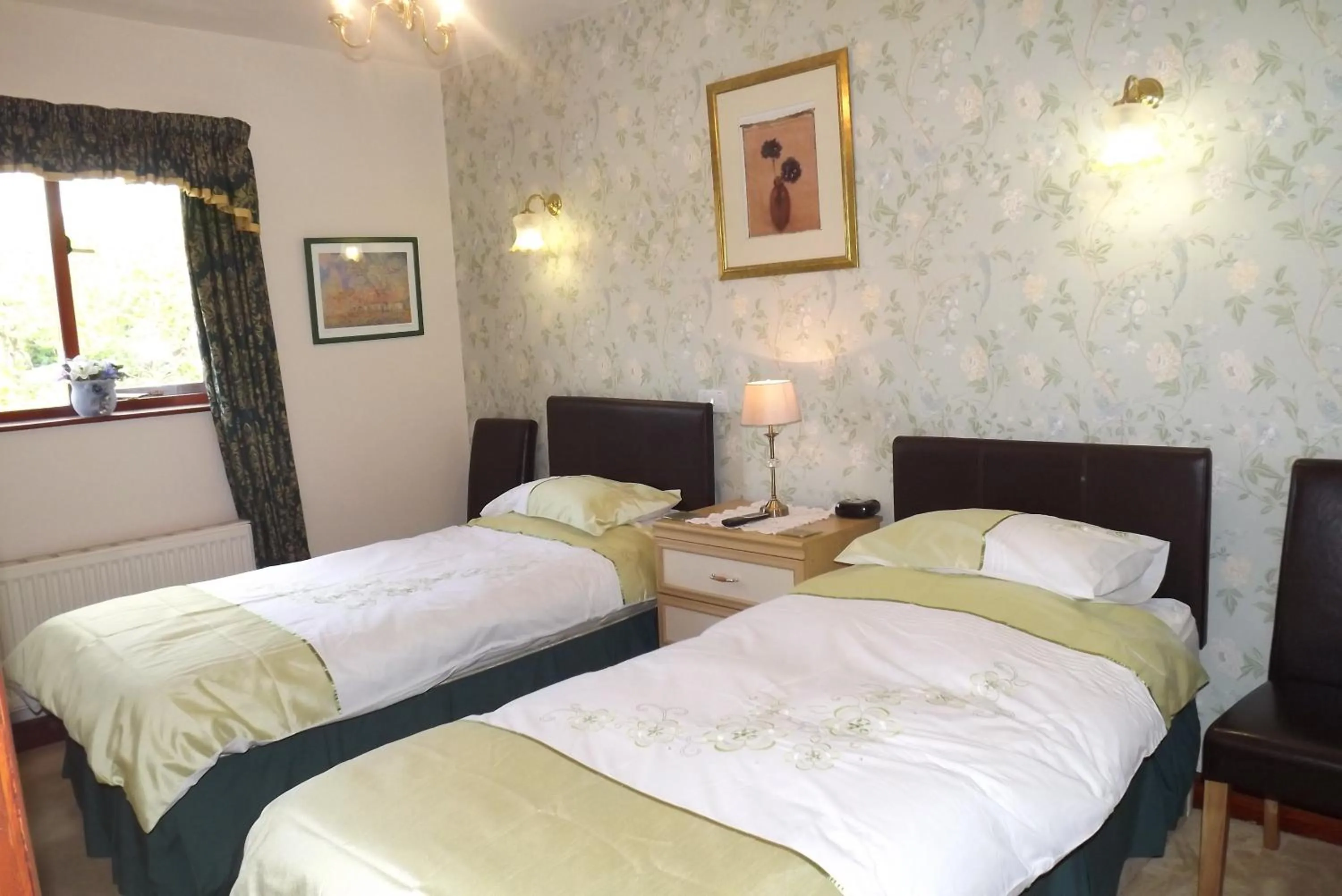 Bed in Hillcrest Guest House
