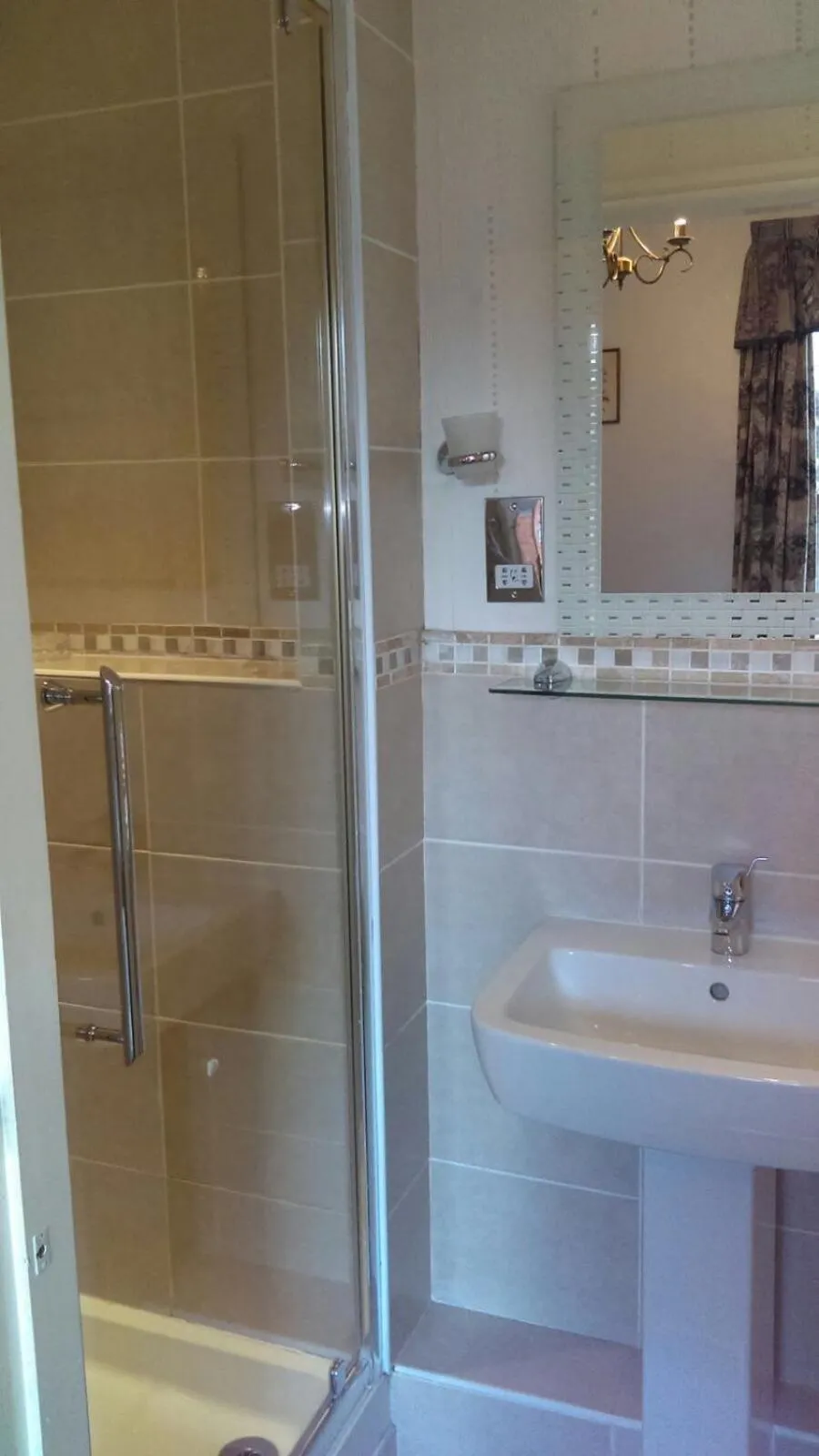 Hillcrest Guest House