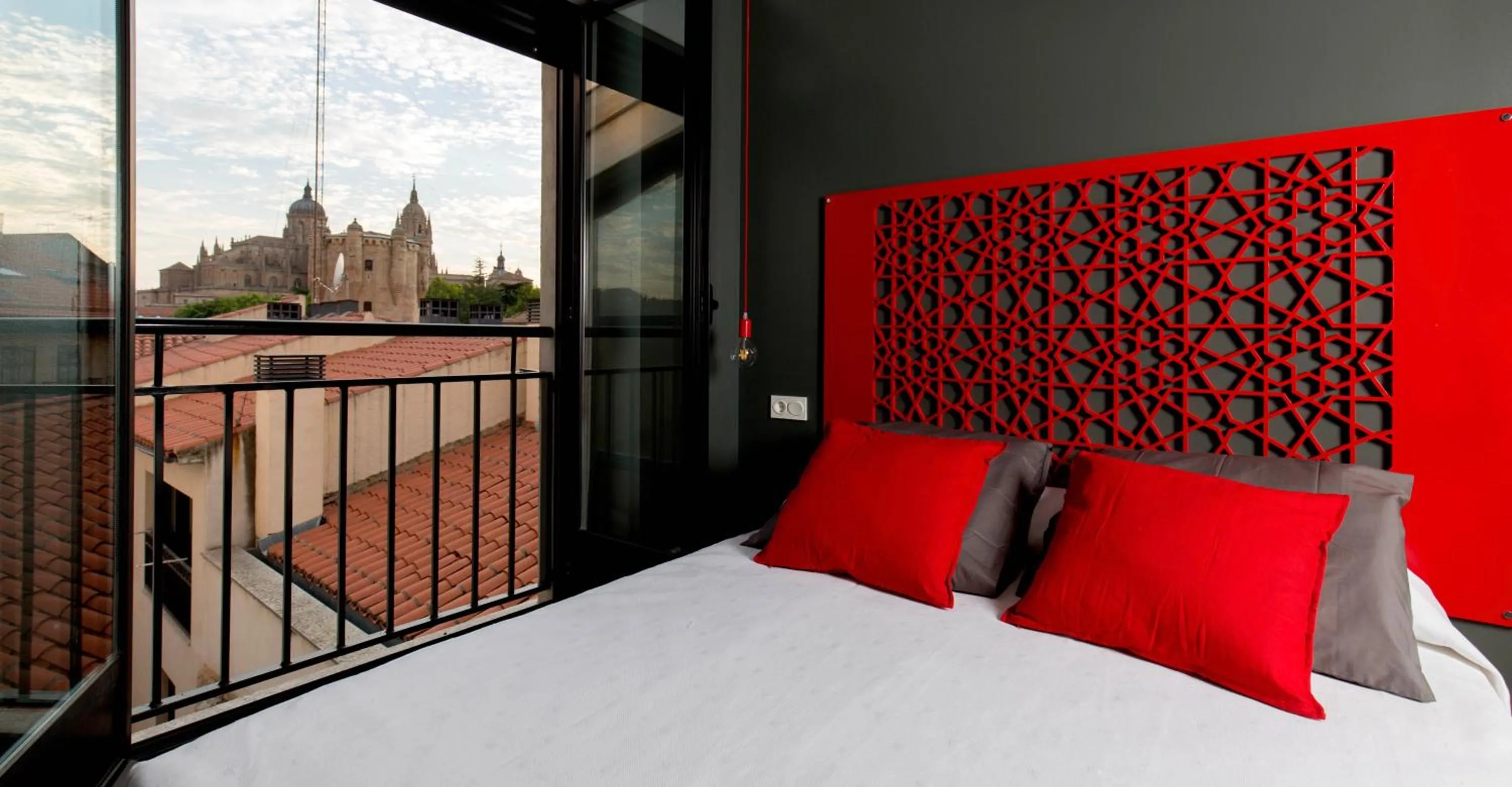 Buhardilla Apartment in Apartamentos Ele San Justo Plaza