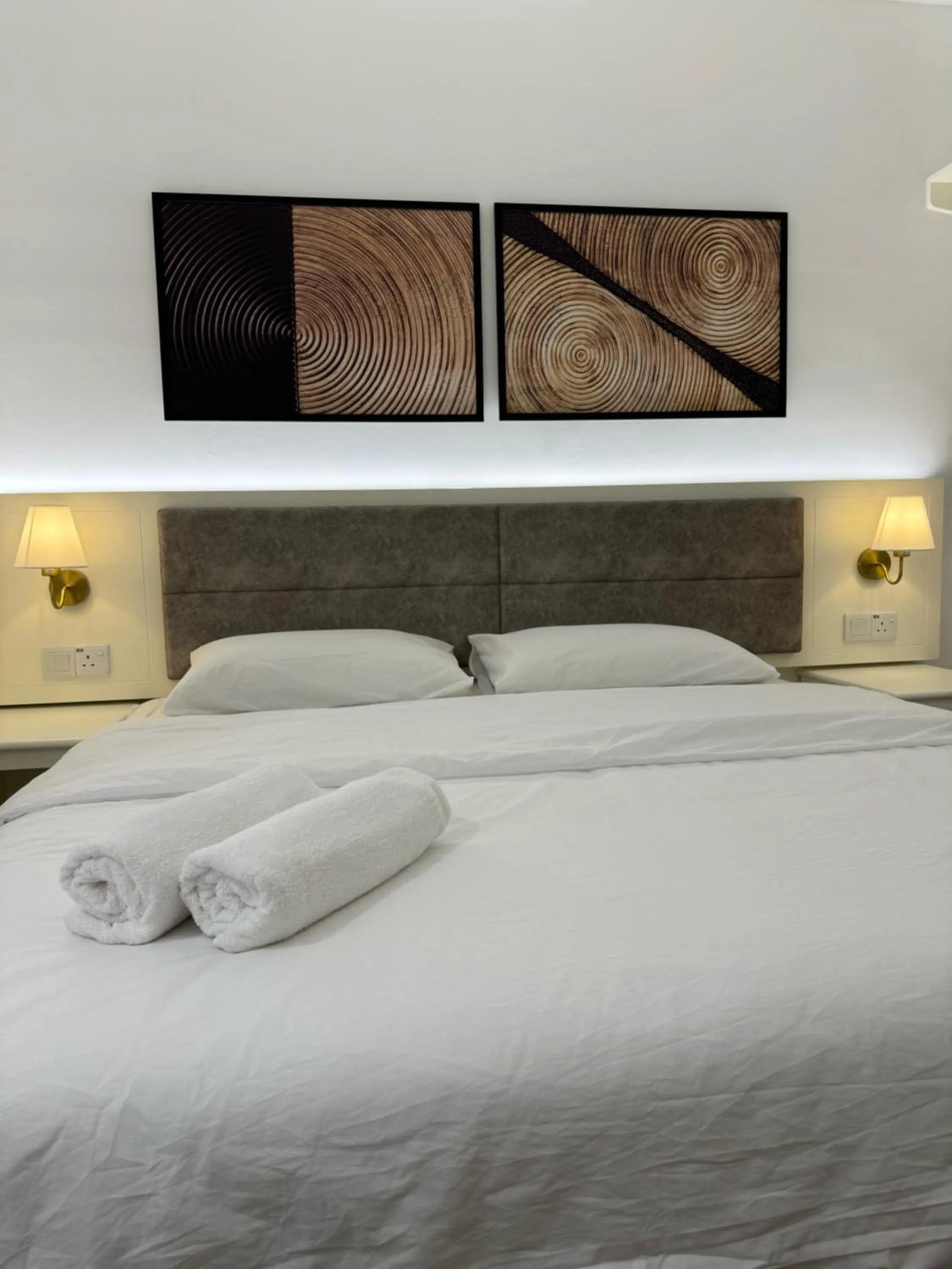 Bed in 52 The Grace hotel