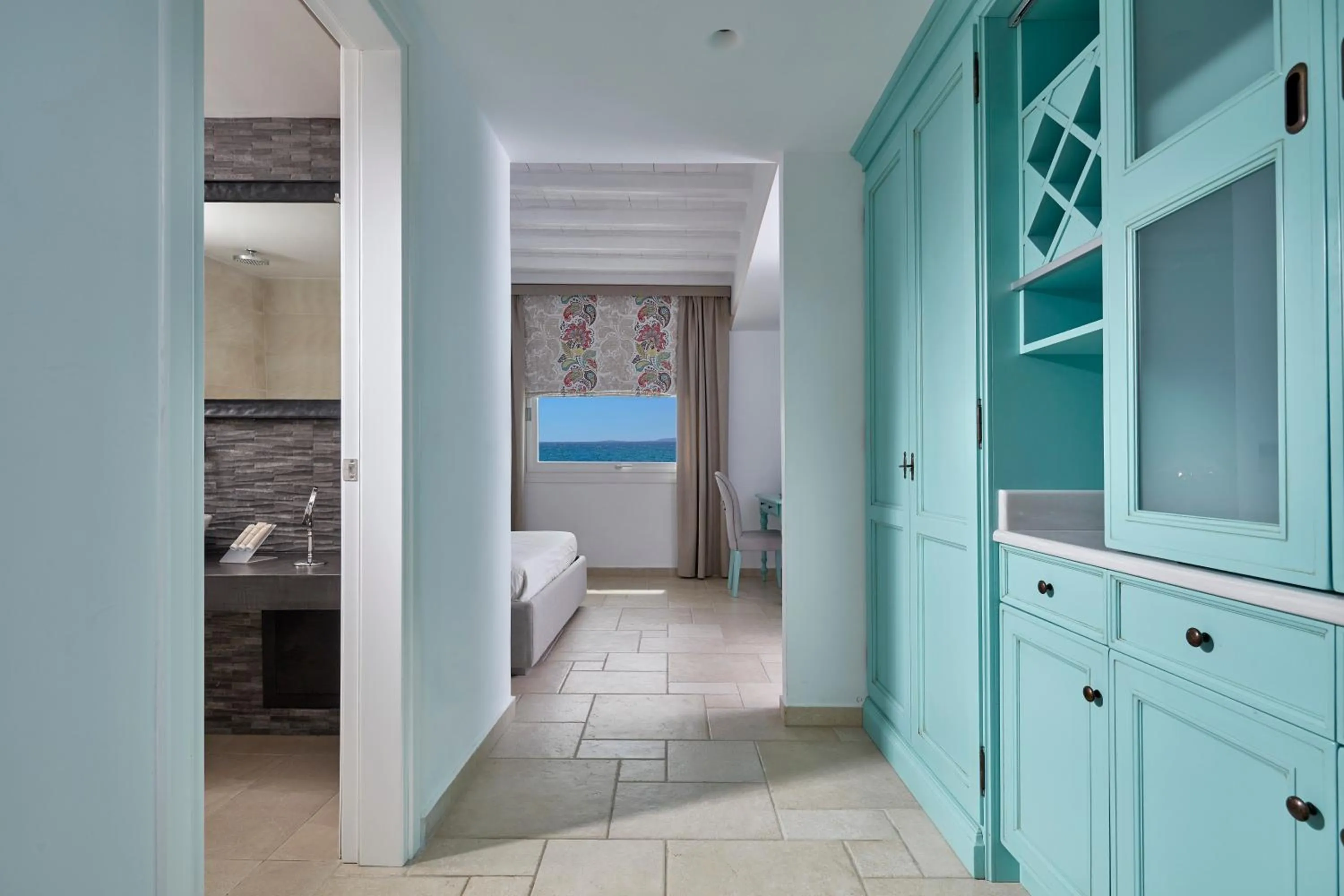 Decorative detail, Bed in Arte & Mare Elia Luxury Suites and Villas