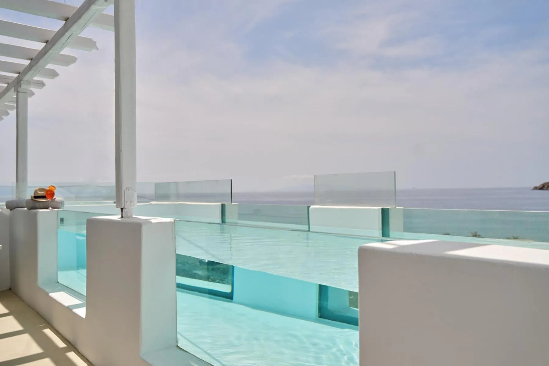 Arte & Mare Elia Luxury Suites and Villas