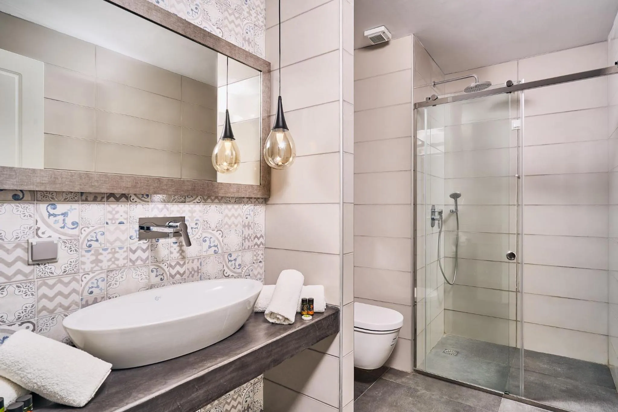 Arte & Mare Elia Luxury Suites and Villas