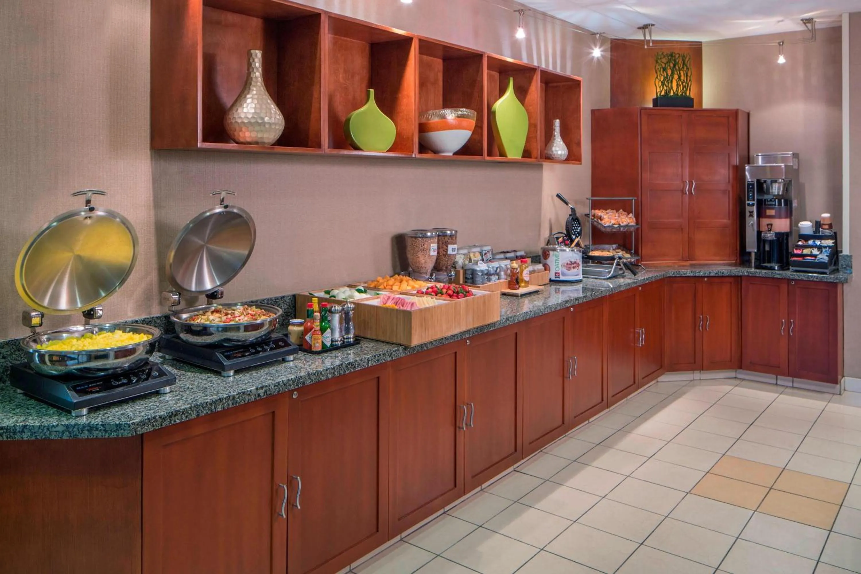 Breakfast in SpringHill Suites by Marriott Laredo