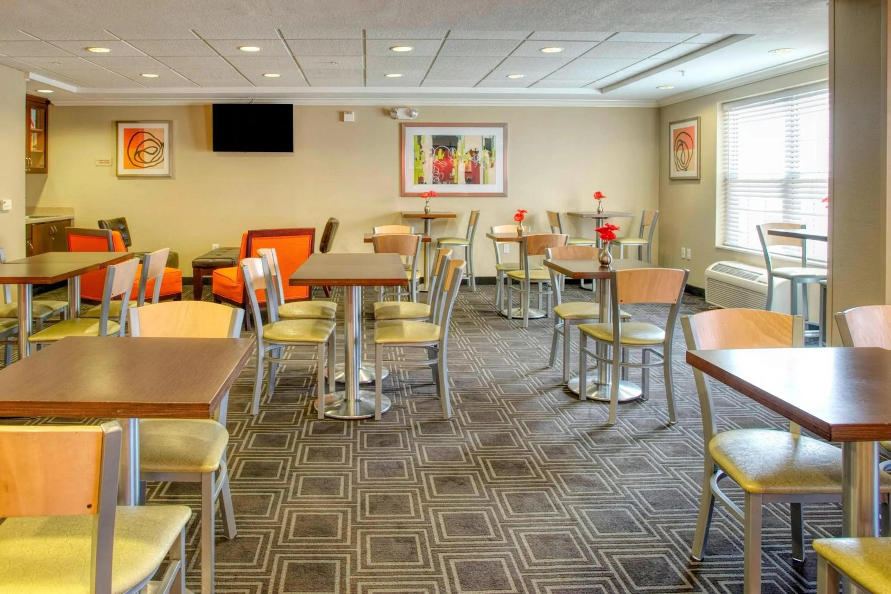 Breakfast in TownePlace Suites by Marriott Las Cruces