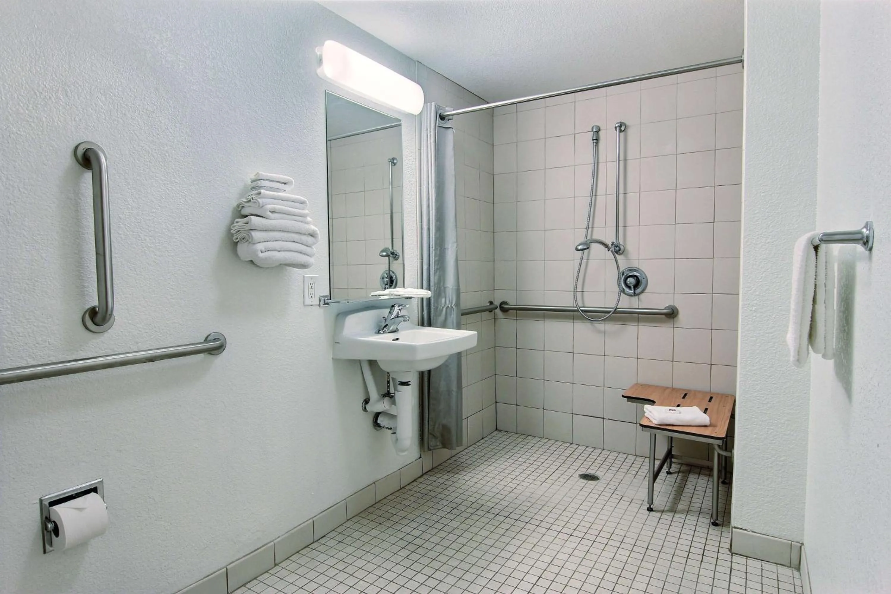 Bathroom in Motel 6-Corpus Christi, TX - East - North Padre Island