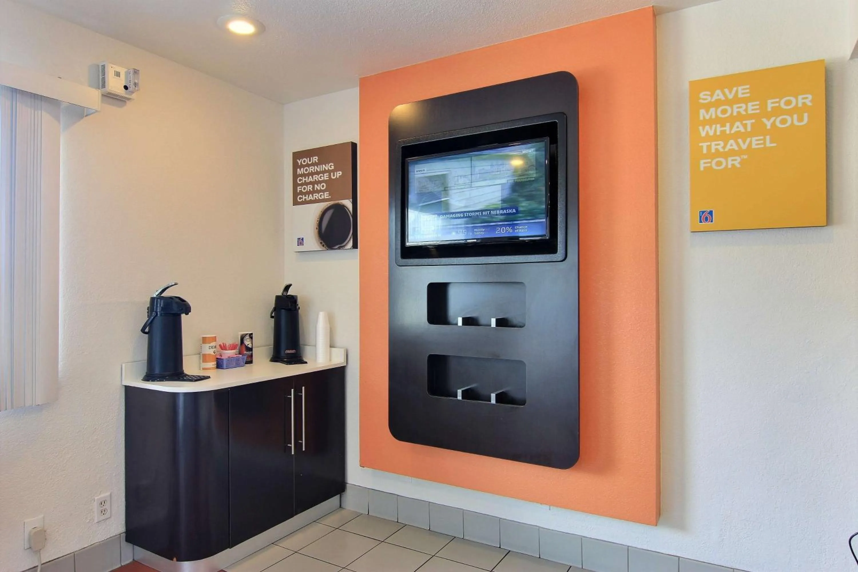 Coffee/tea facilities in Motel 6-Corpus Christi, TX - East - North Padre Island