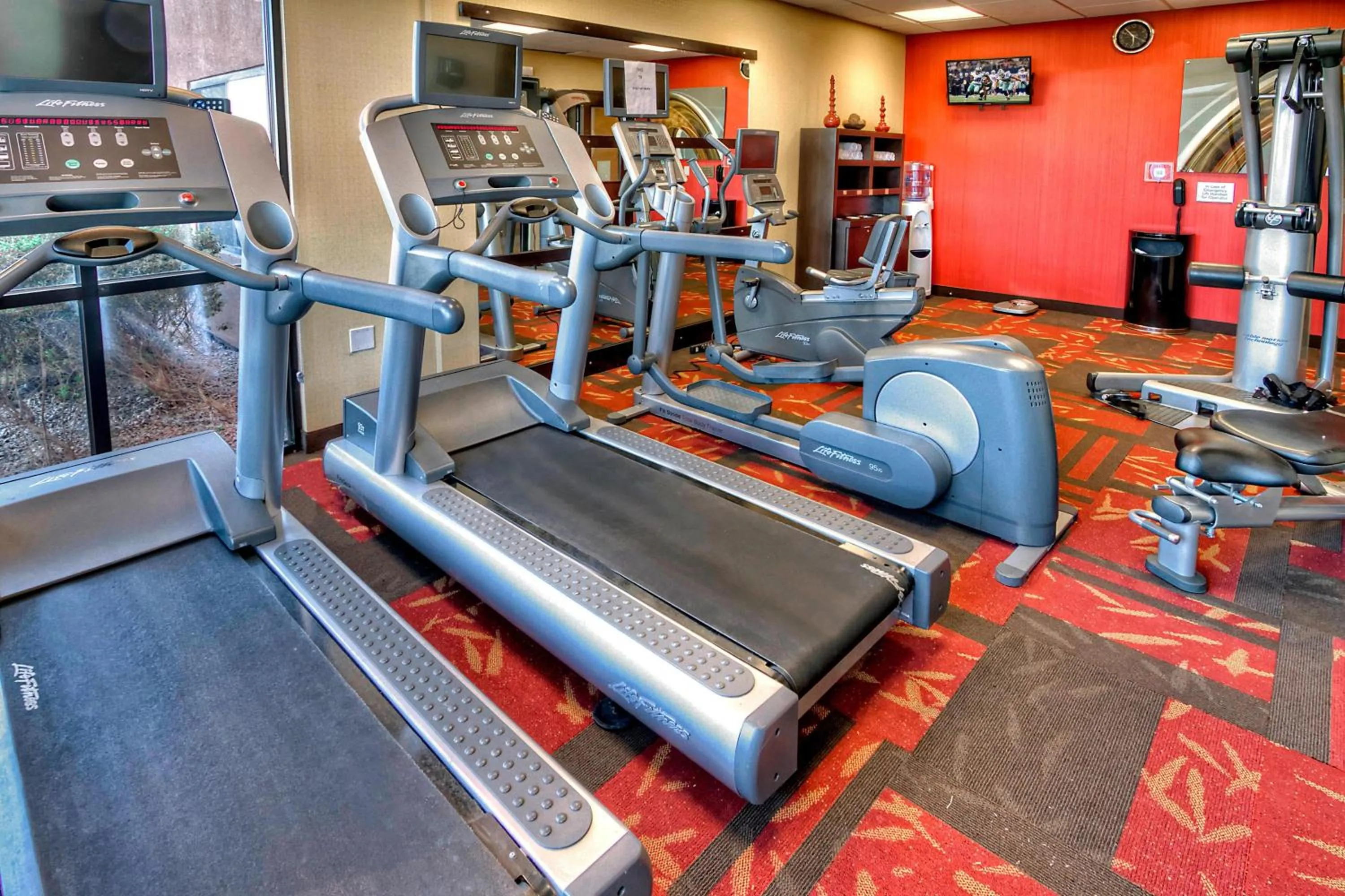 Fitness centre/facilities in Courtyard by Marriott Midland