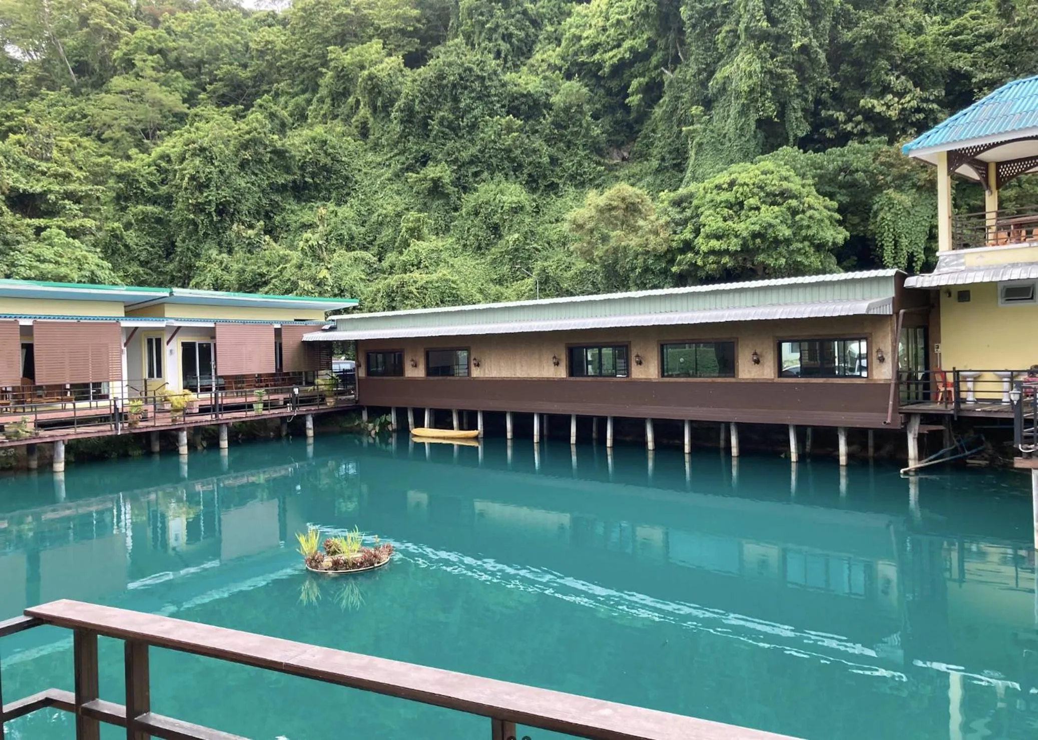 River view in Lake Terrace Resort