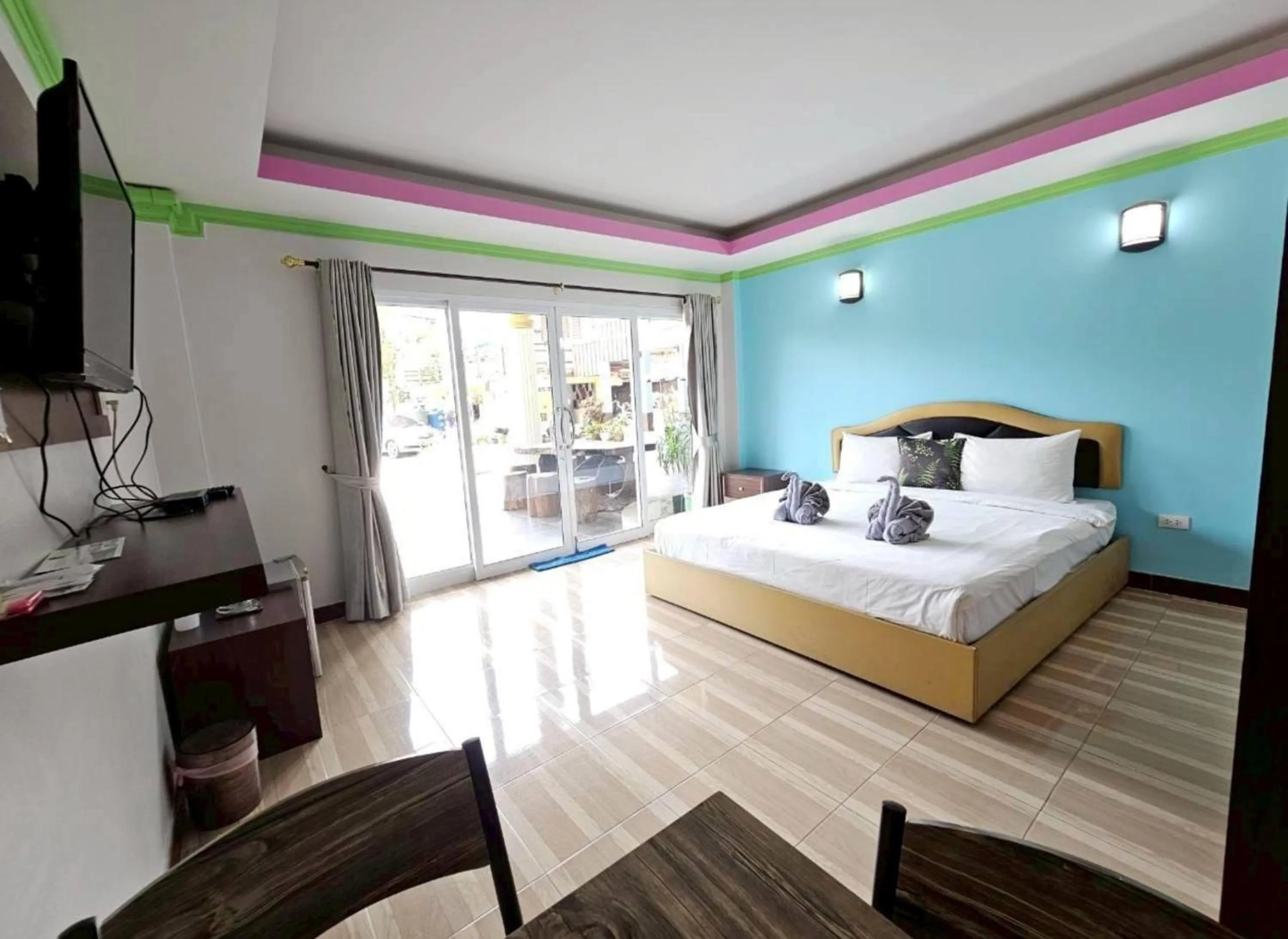 Bed in Lake Terrace Resort