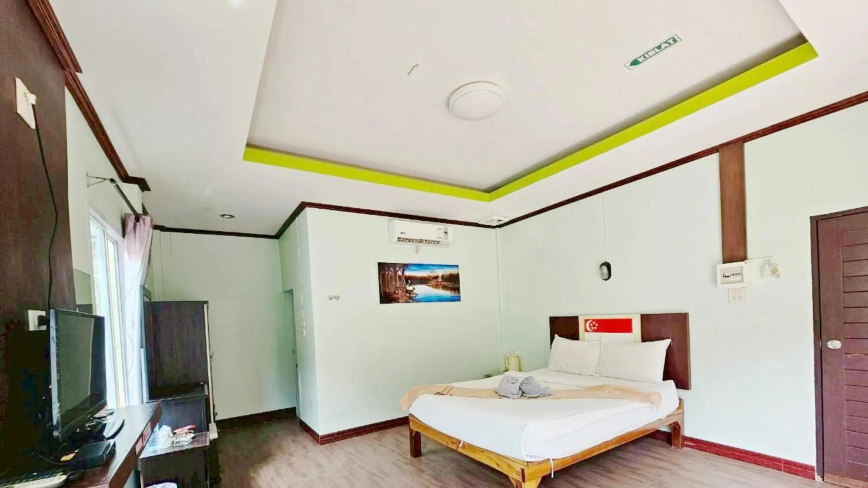 Bed in Lake Terrace Resort