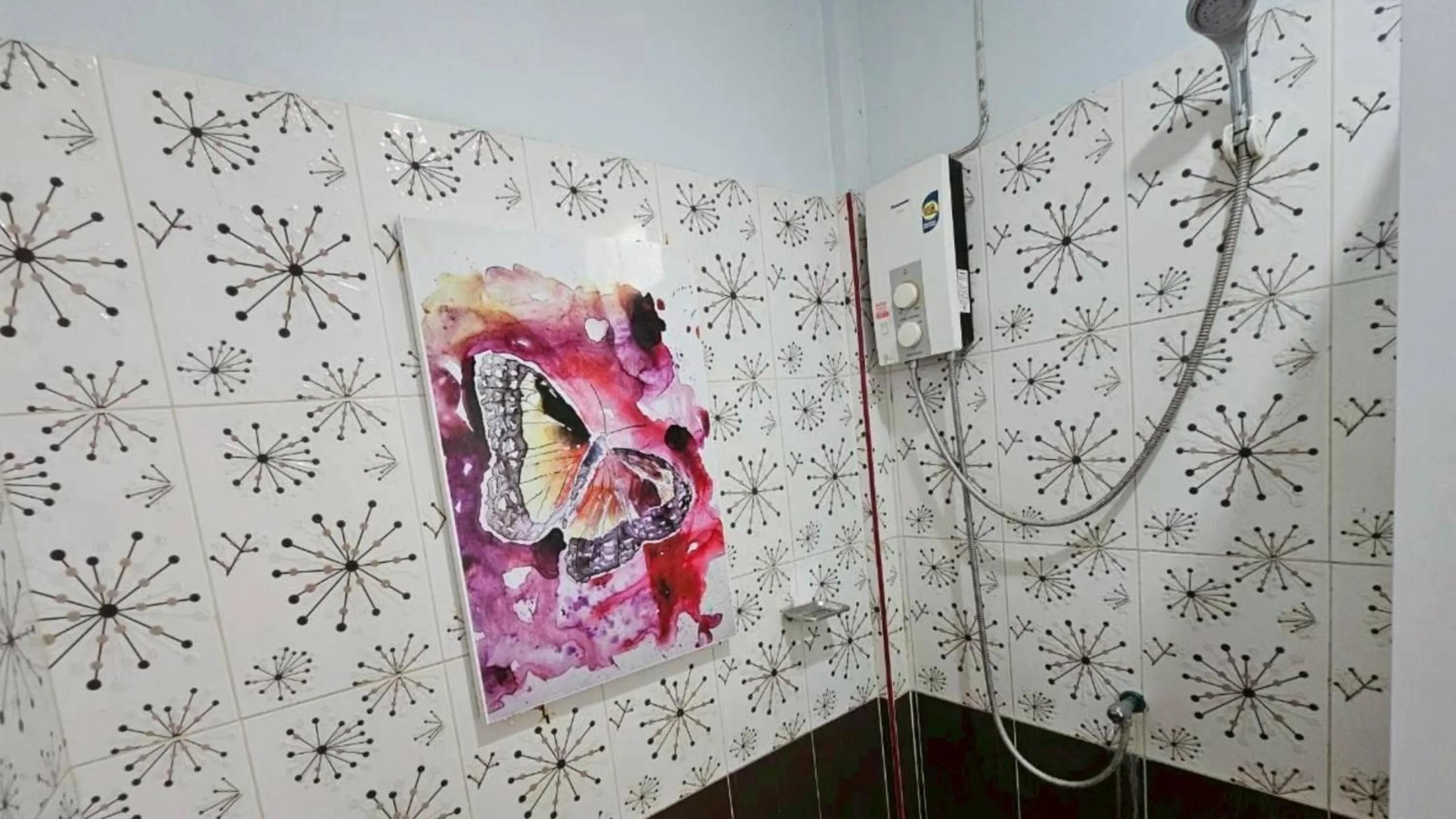 Shower in Lake Terrace Resort