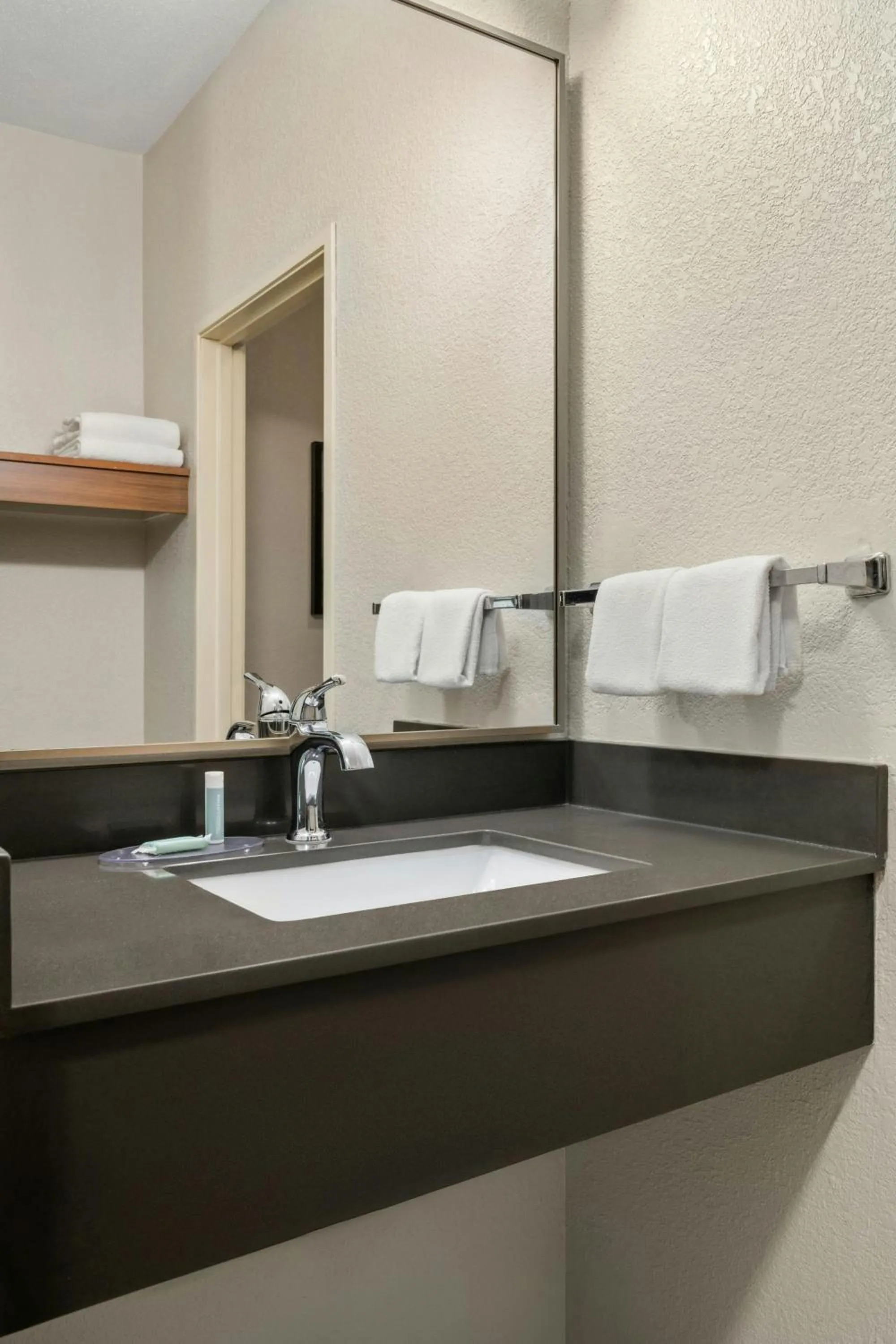 Bathroom in Fairfield Inn & Suites Mt. Pleasant