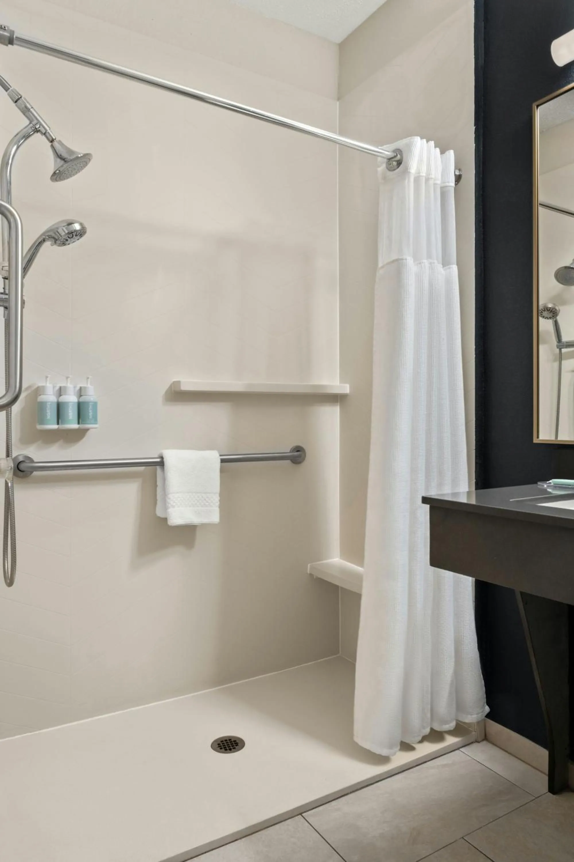 Bathroom in Fairfield Inn & Suites Mt. Pleasant