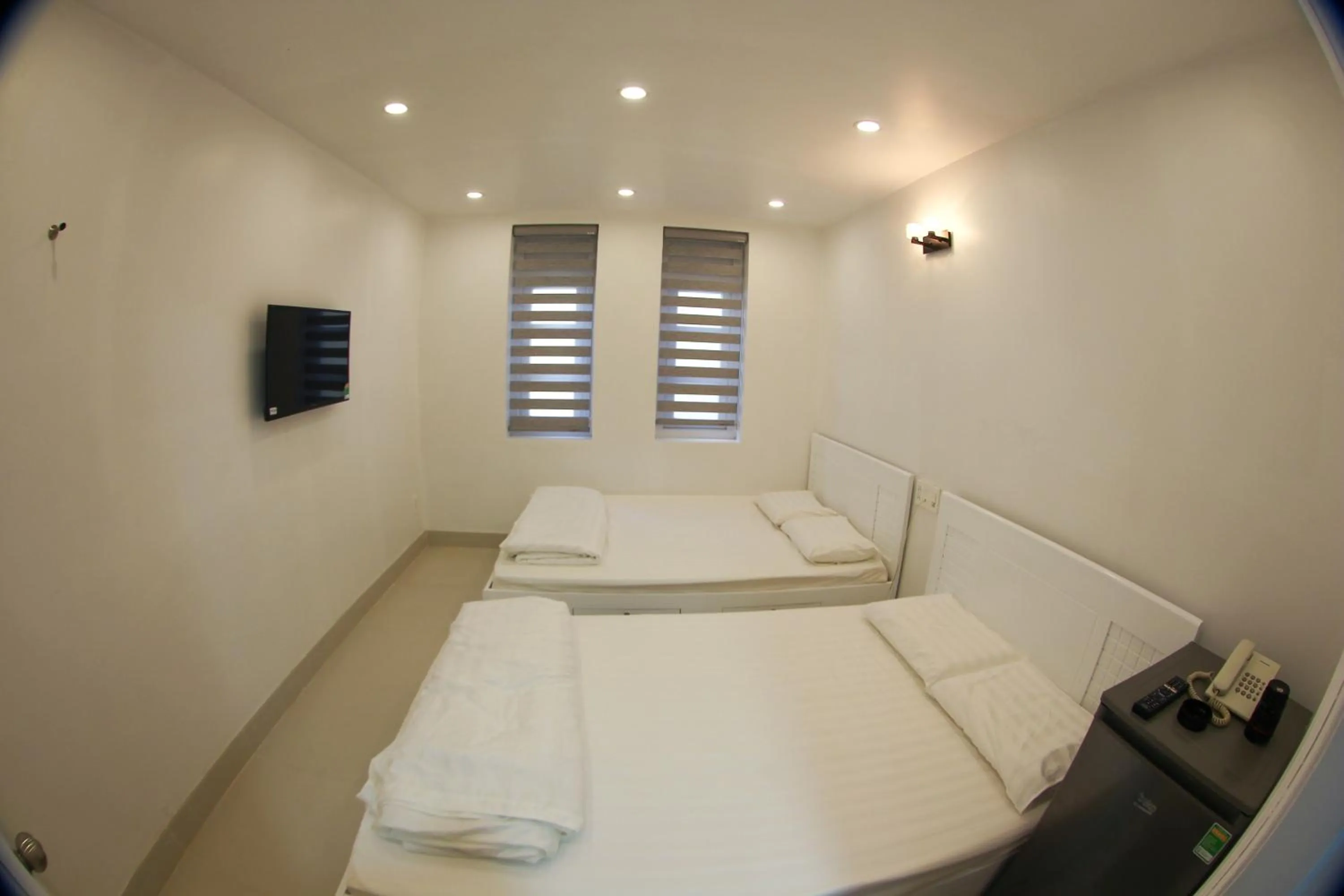 Bed in Full House Hostel