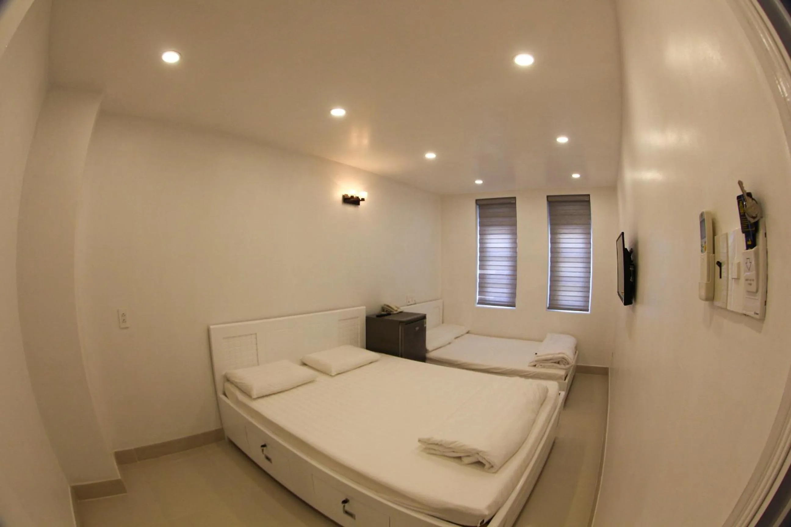 Bed in Full House Hostel