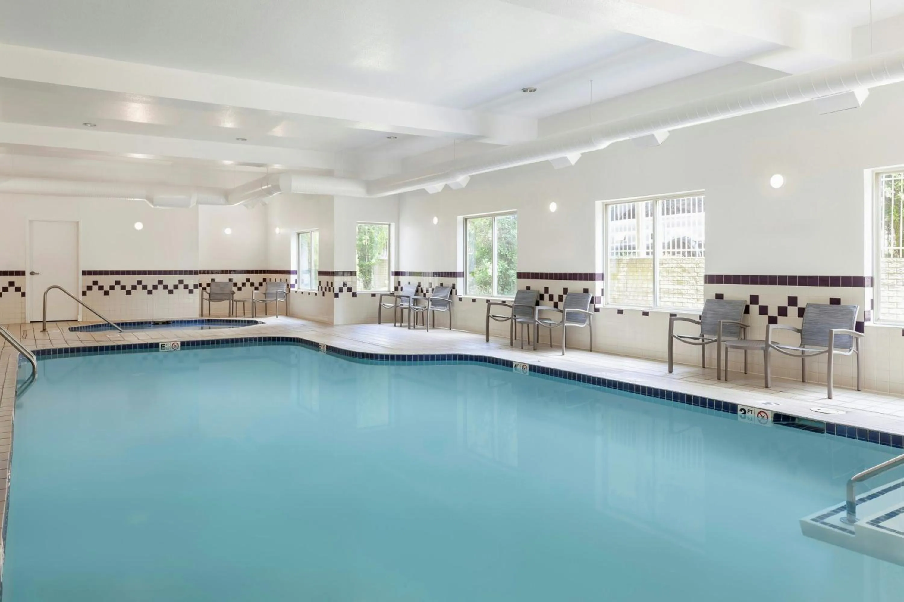 Swimming pool in Springhill Suites by Marriott Frankenmuth