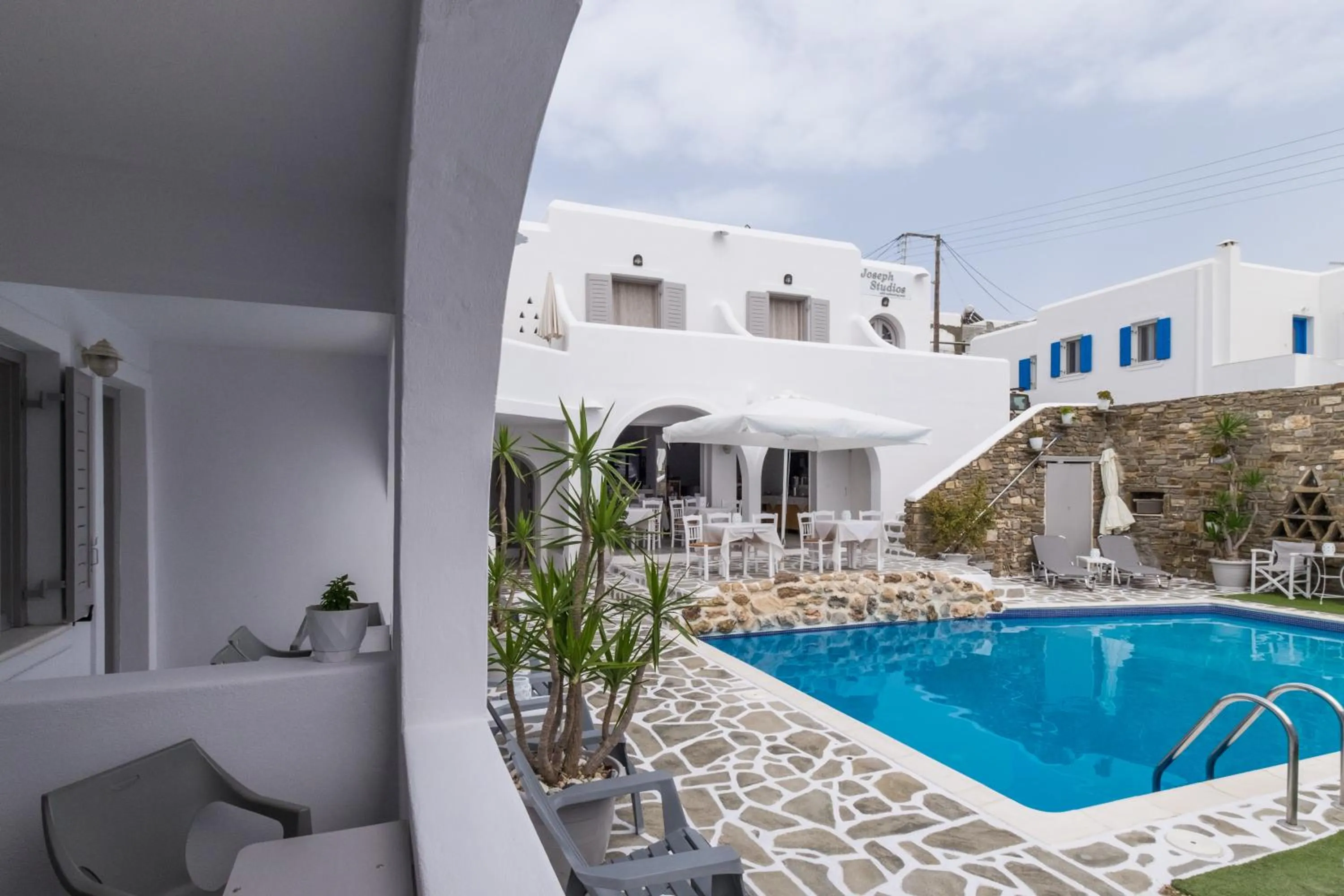 Pool view in Joseph Studios