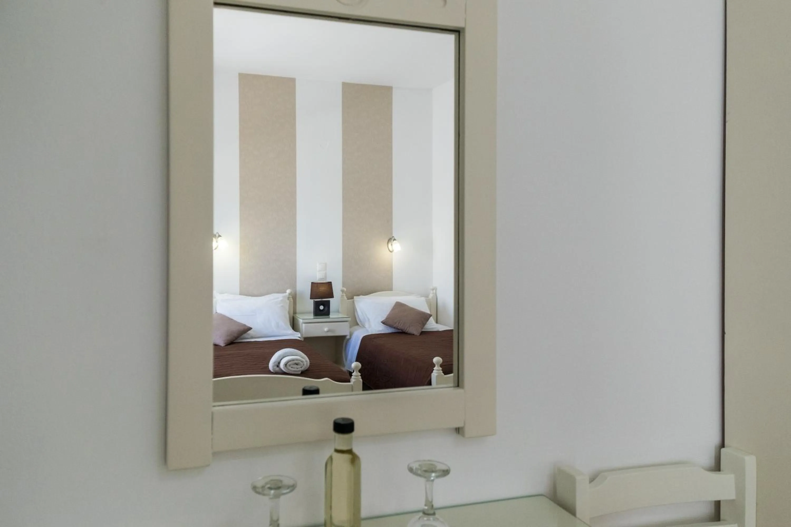 Decorative detail, Bed in Joseph Studios