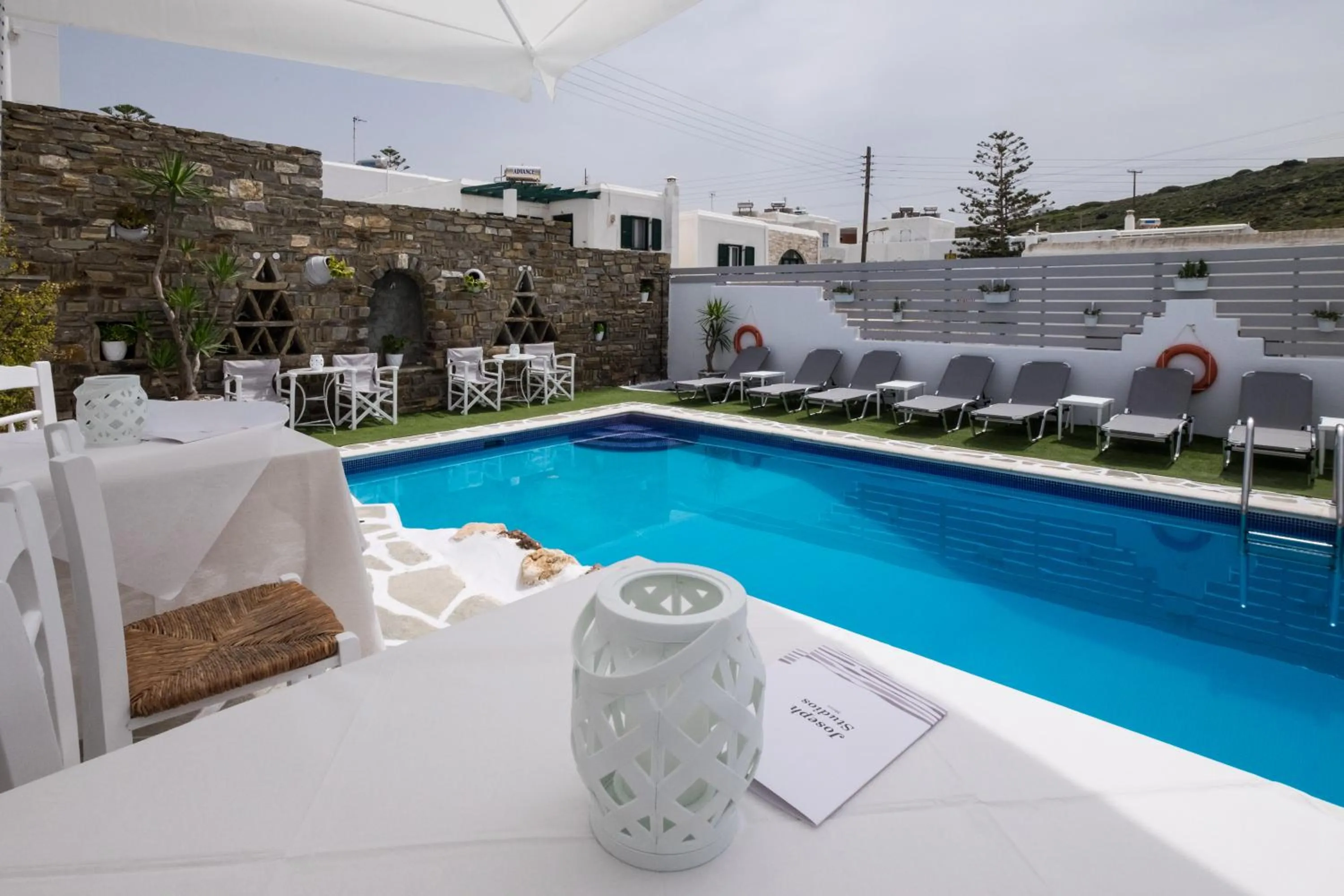 Food and drinks in Joseph Studios