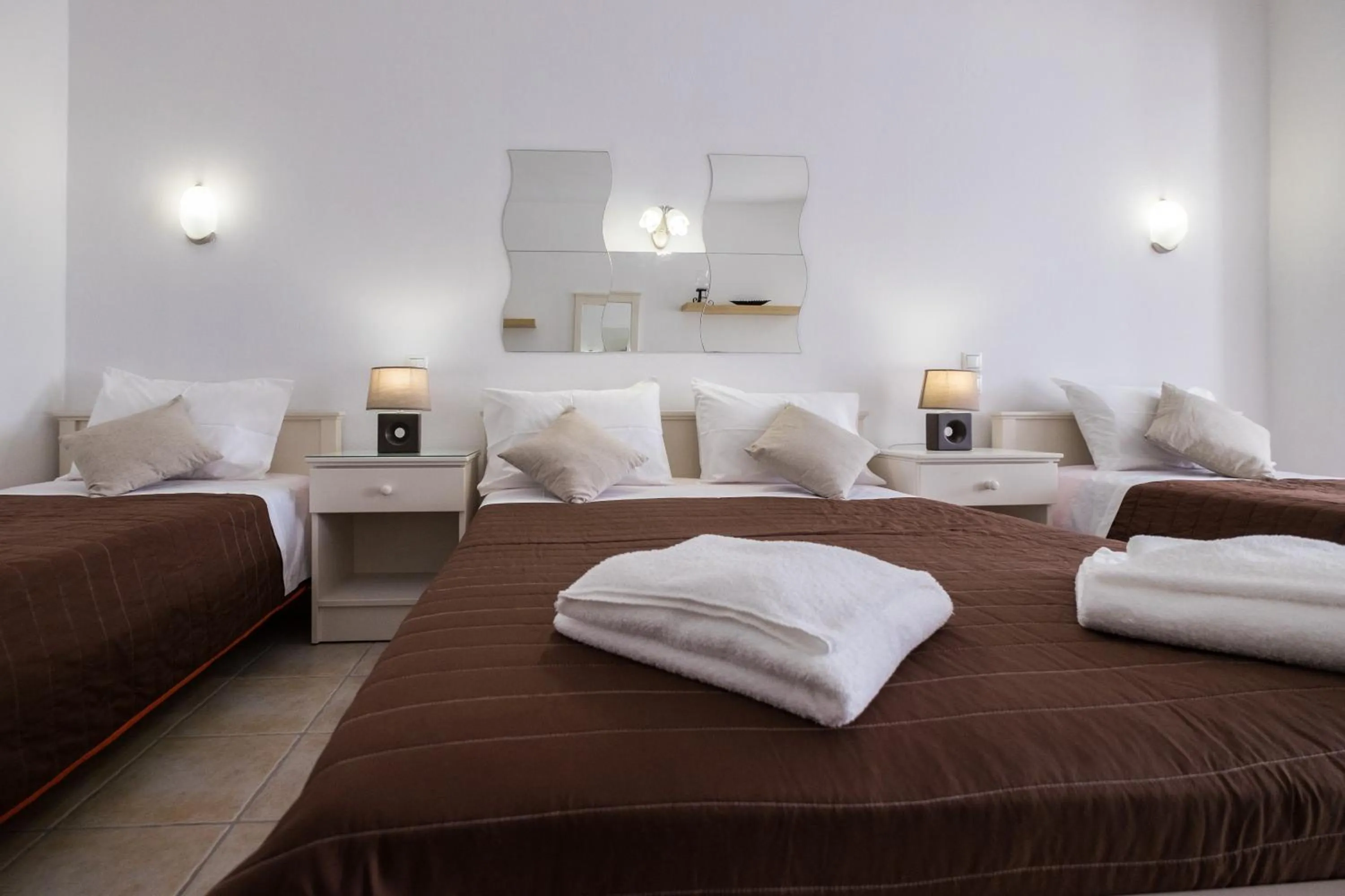 Bed in Joseph Studios