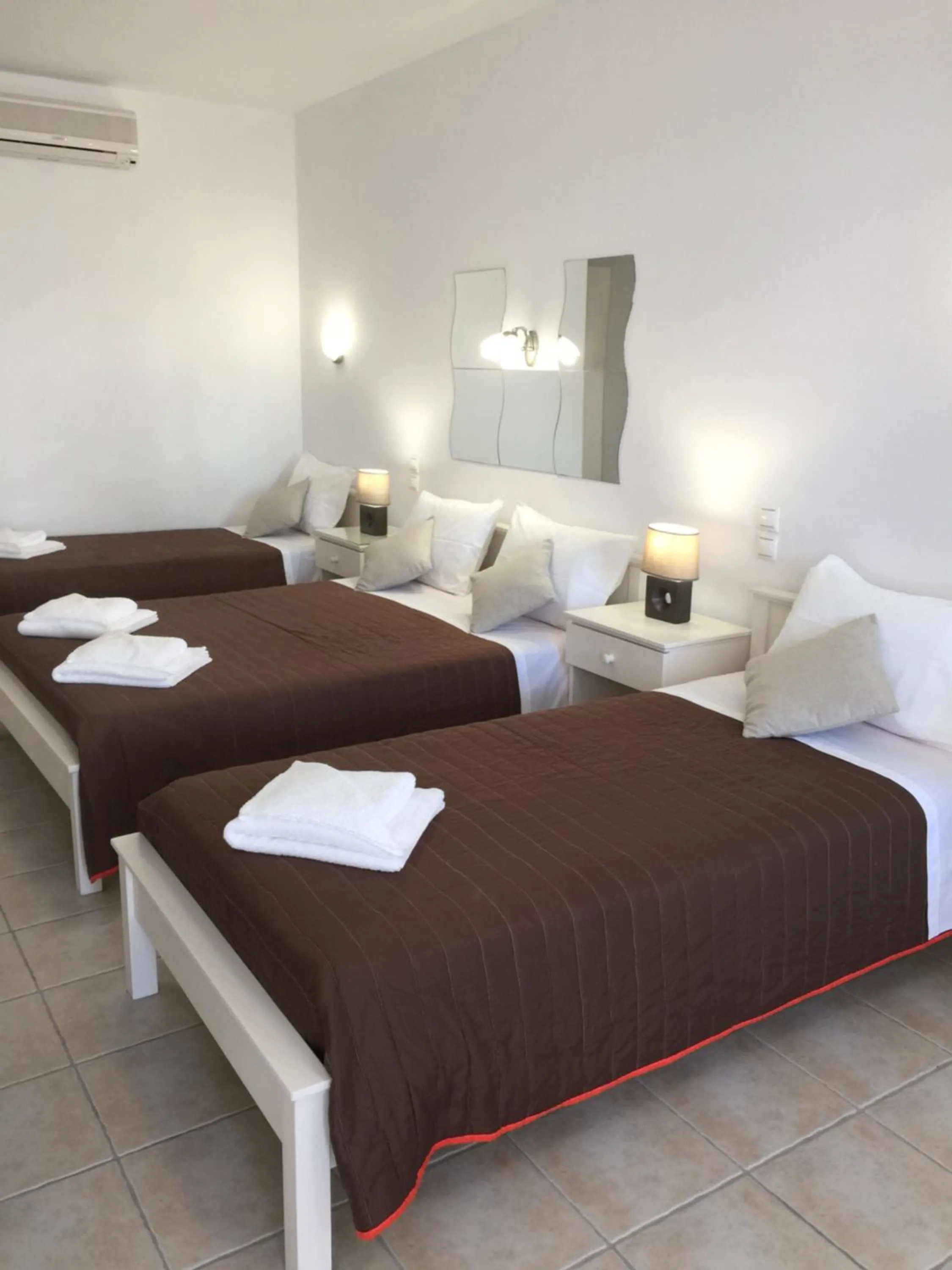 Bed in Joseph Studios