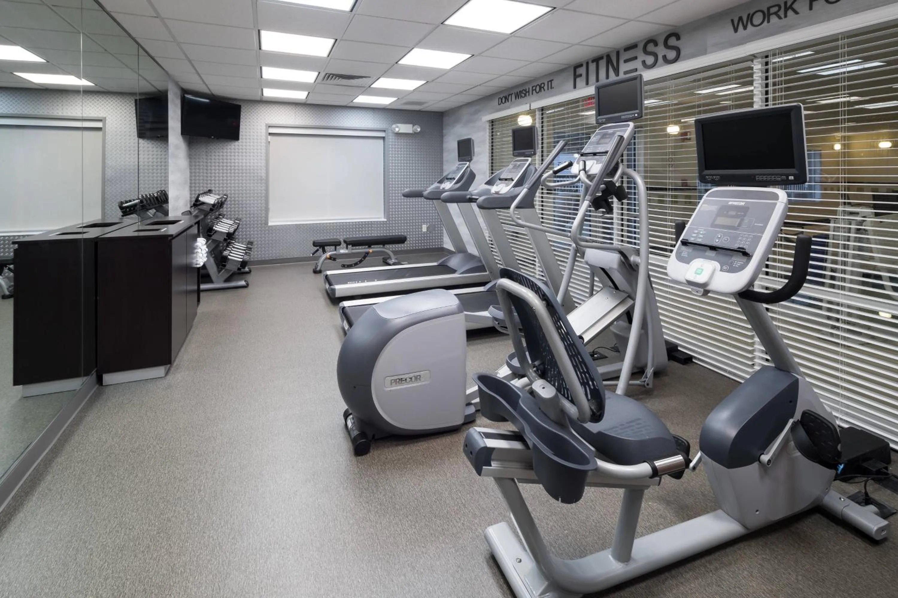 Fitness centre/facilities in Fairfield Inn & Suites Kansas City Overland Park
