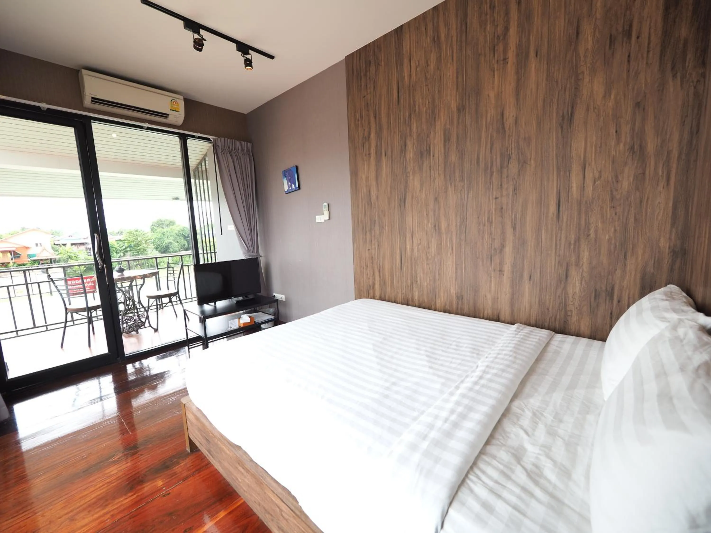 Bed in Baan Keang Chon Ayutthaya บ้านเคียงชล อยุธยา