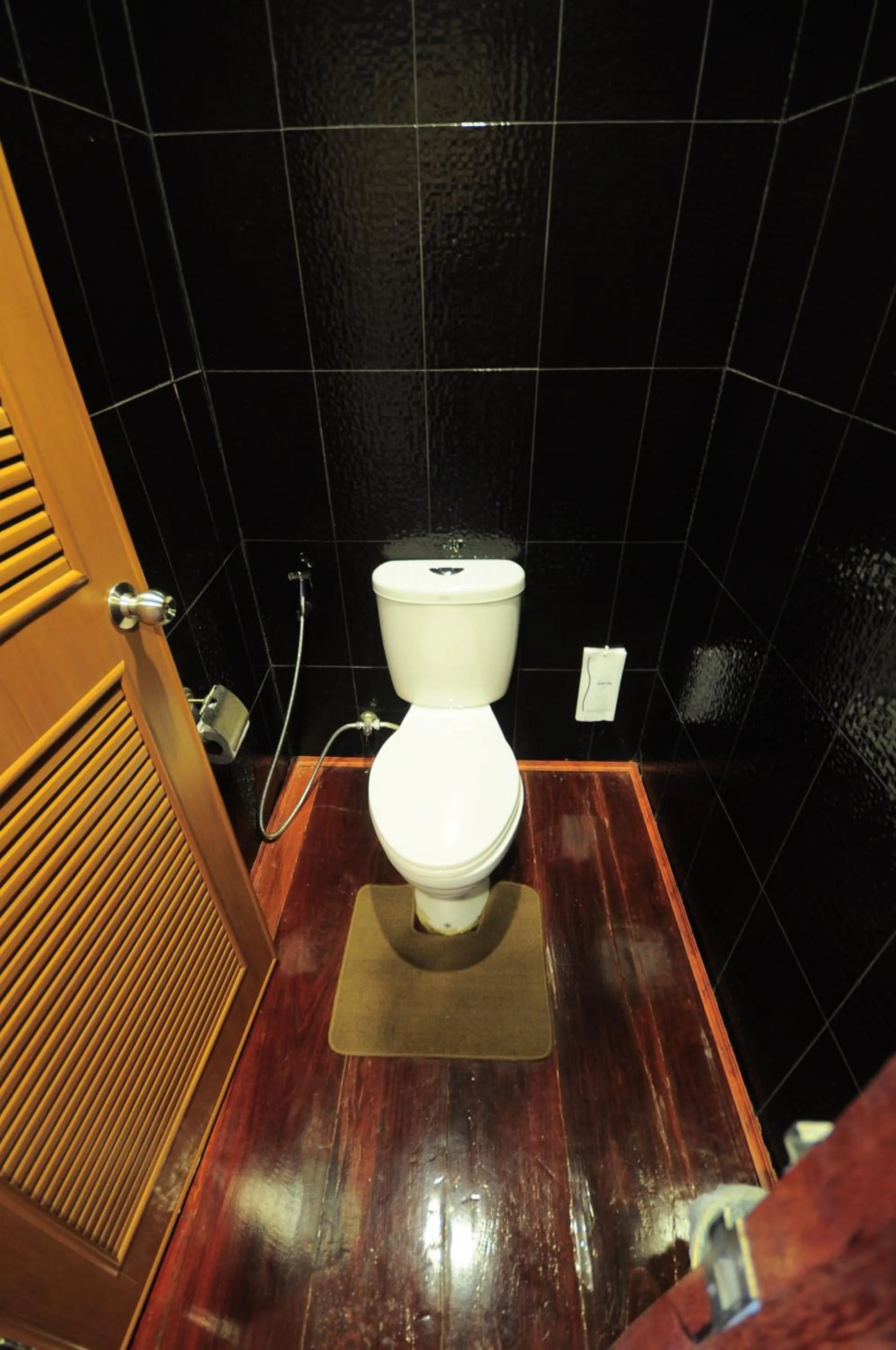 Toilet in Baan Keang Chon Ayutthaya บ้านเคียงชล อยุธยา