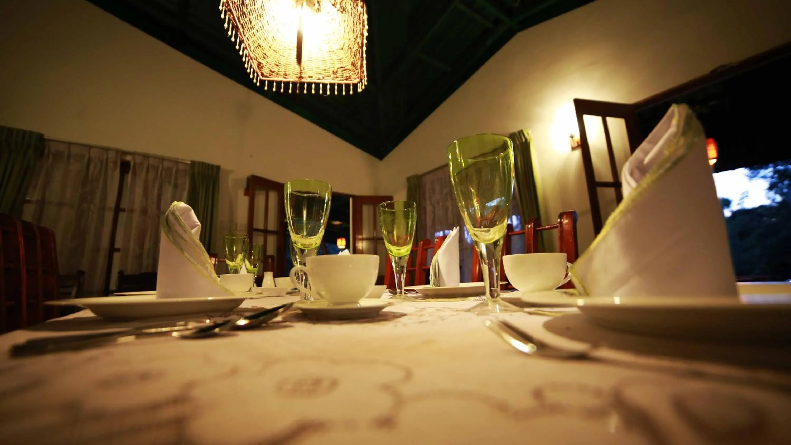 Restaurant/places to eat in Indi Rose Garden