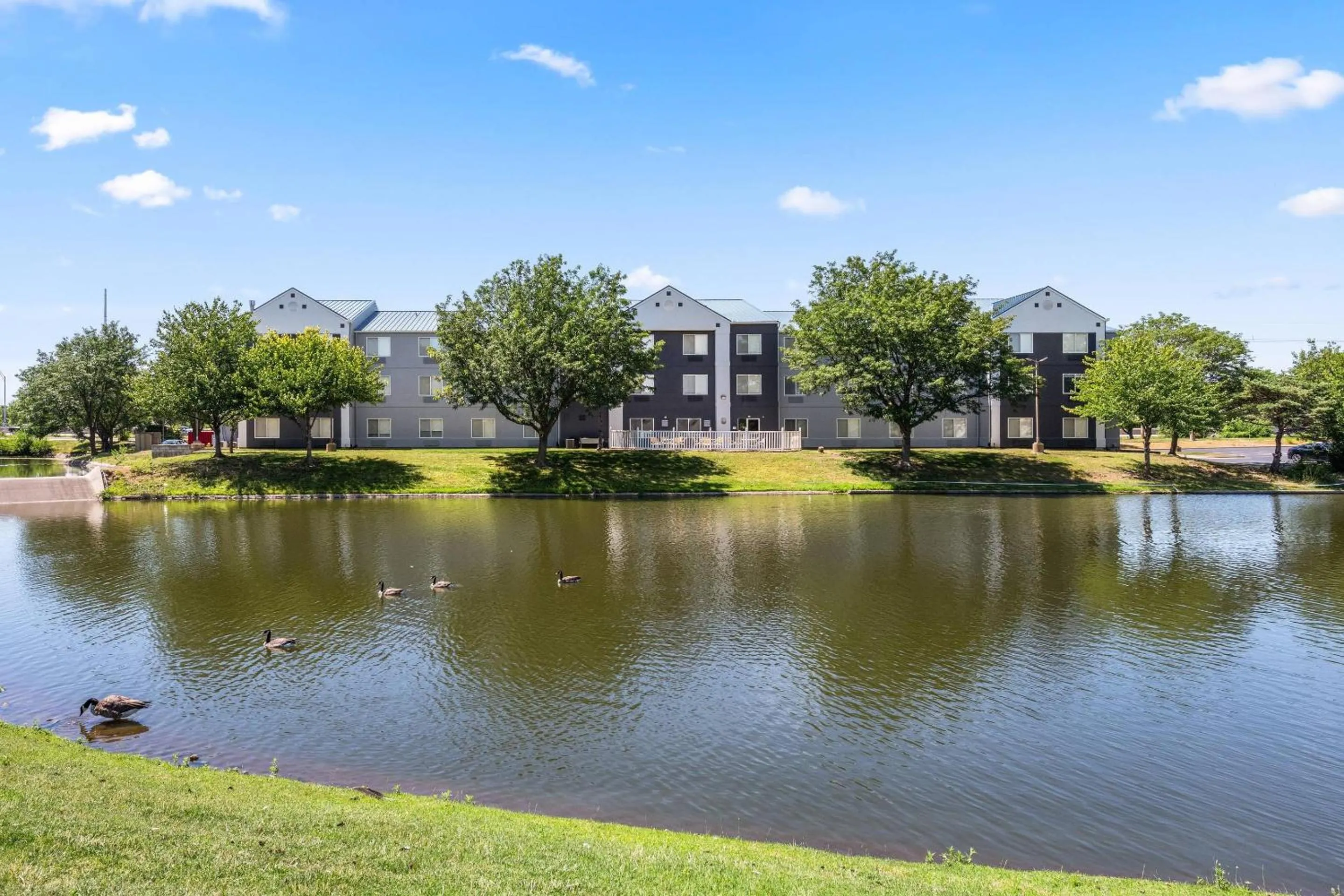 Property building in Comfort Inn & Suites Olathe - Kansas City